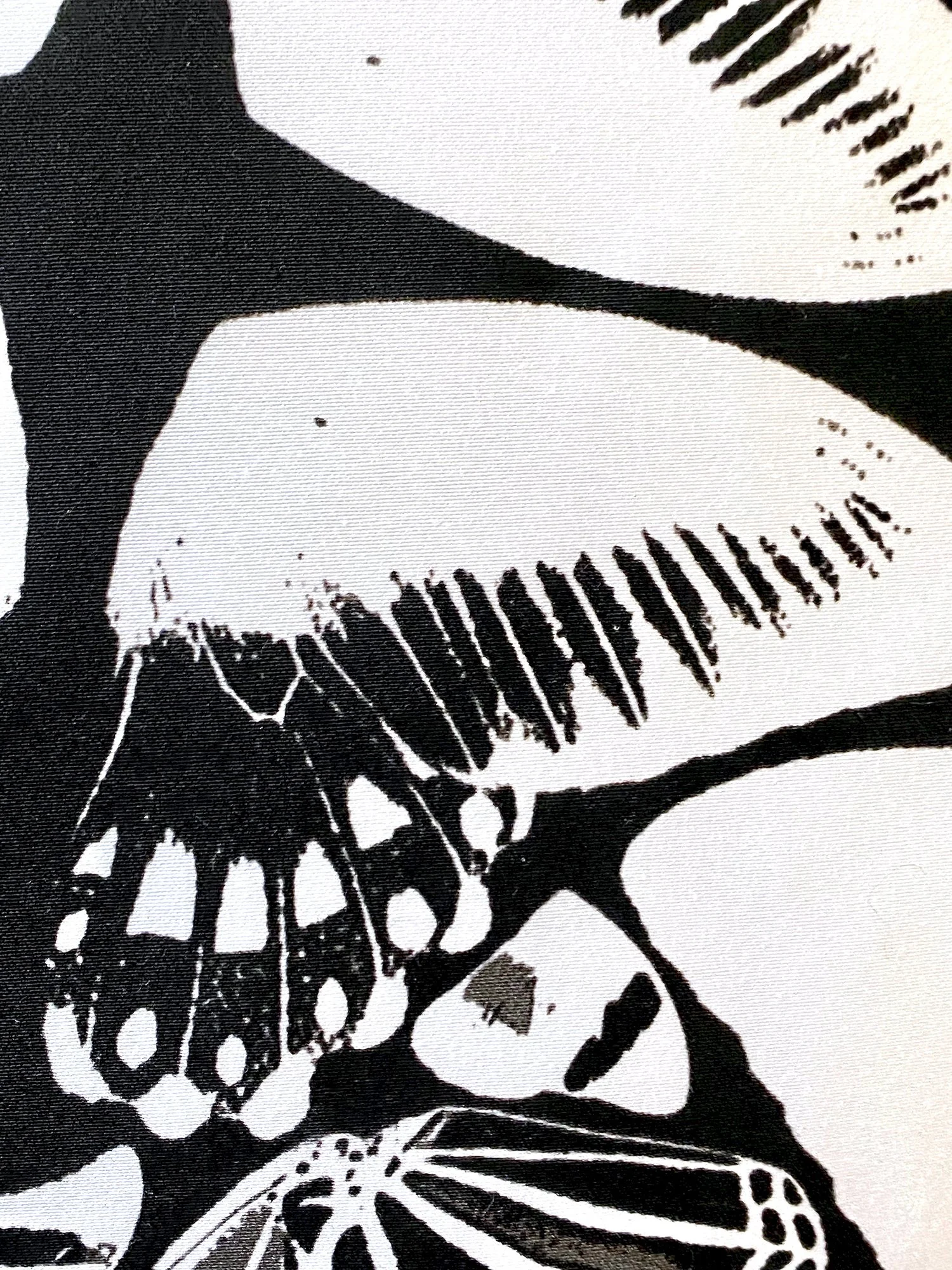 gossamerblackwhitedetail.jpg