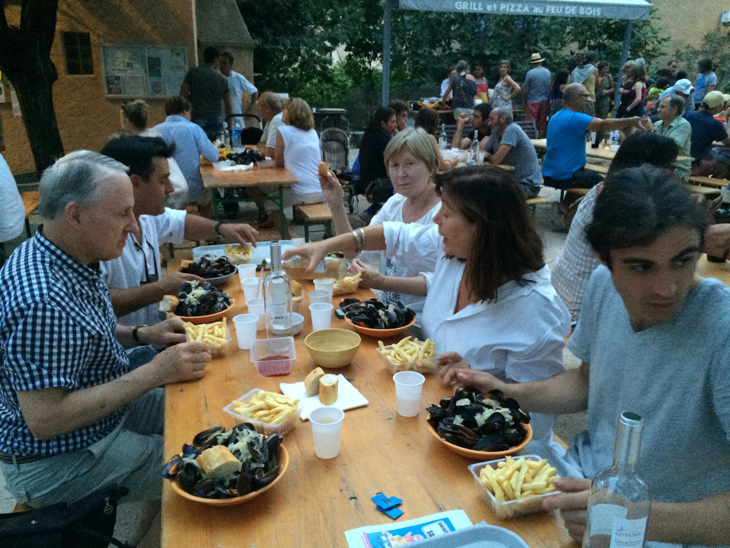 Moules-Frites at the Bouledrome