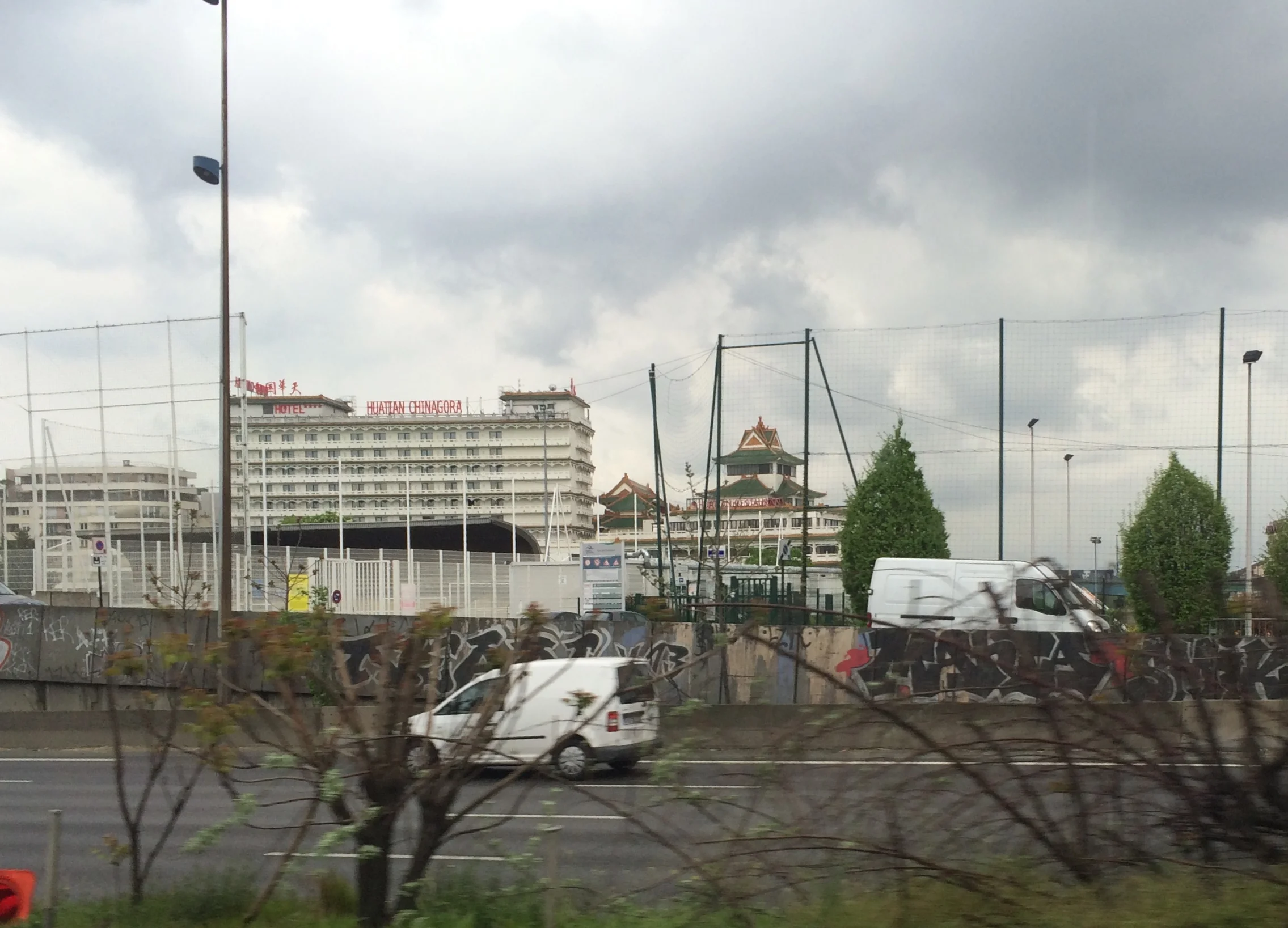 The Huiatian Chinagora Hotel in Alfortville