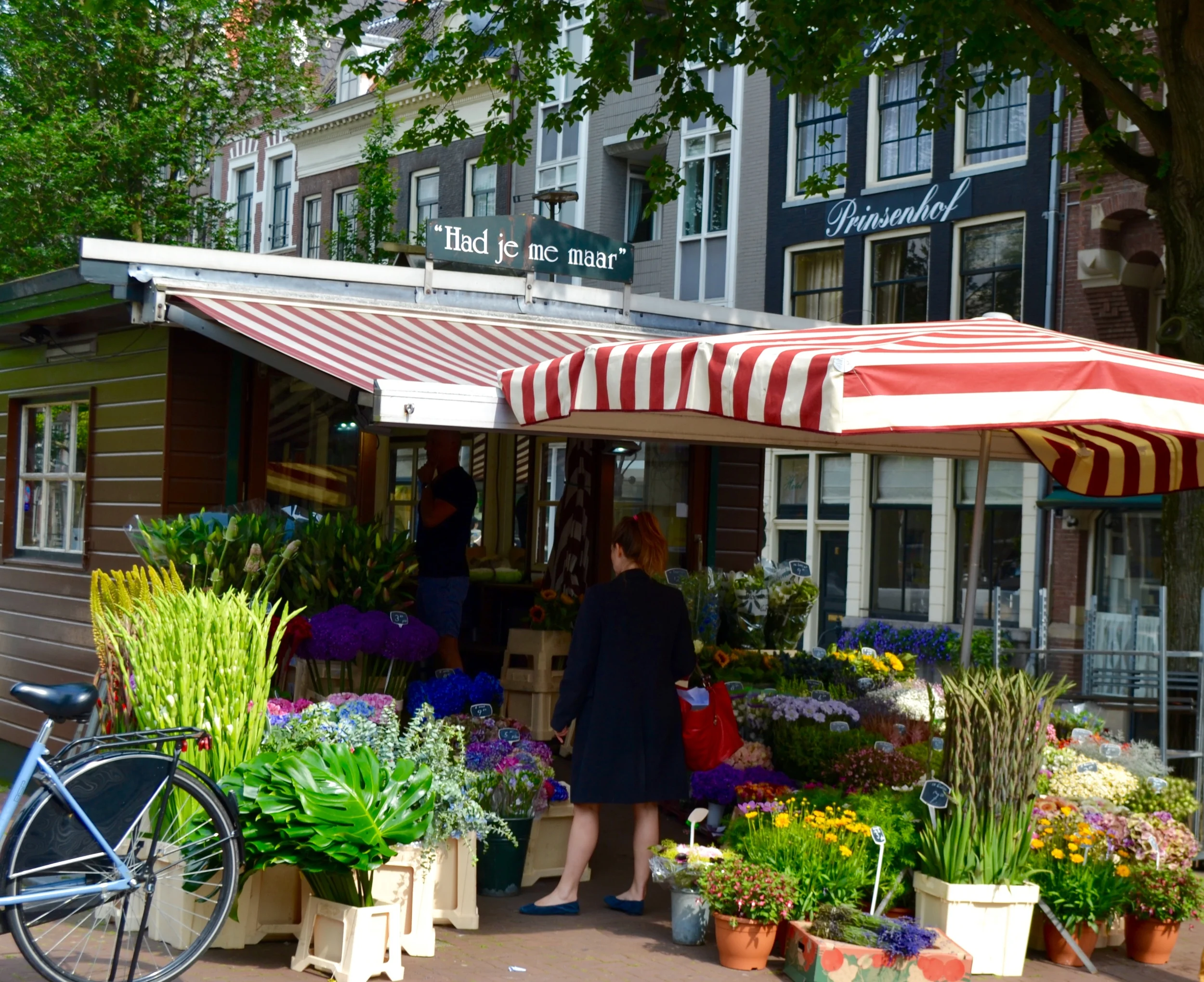 One of many flower kiosks. 
