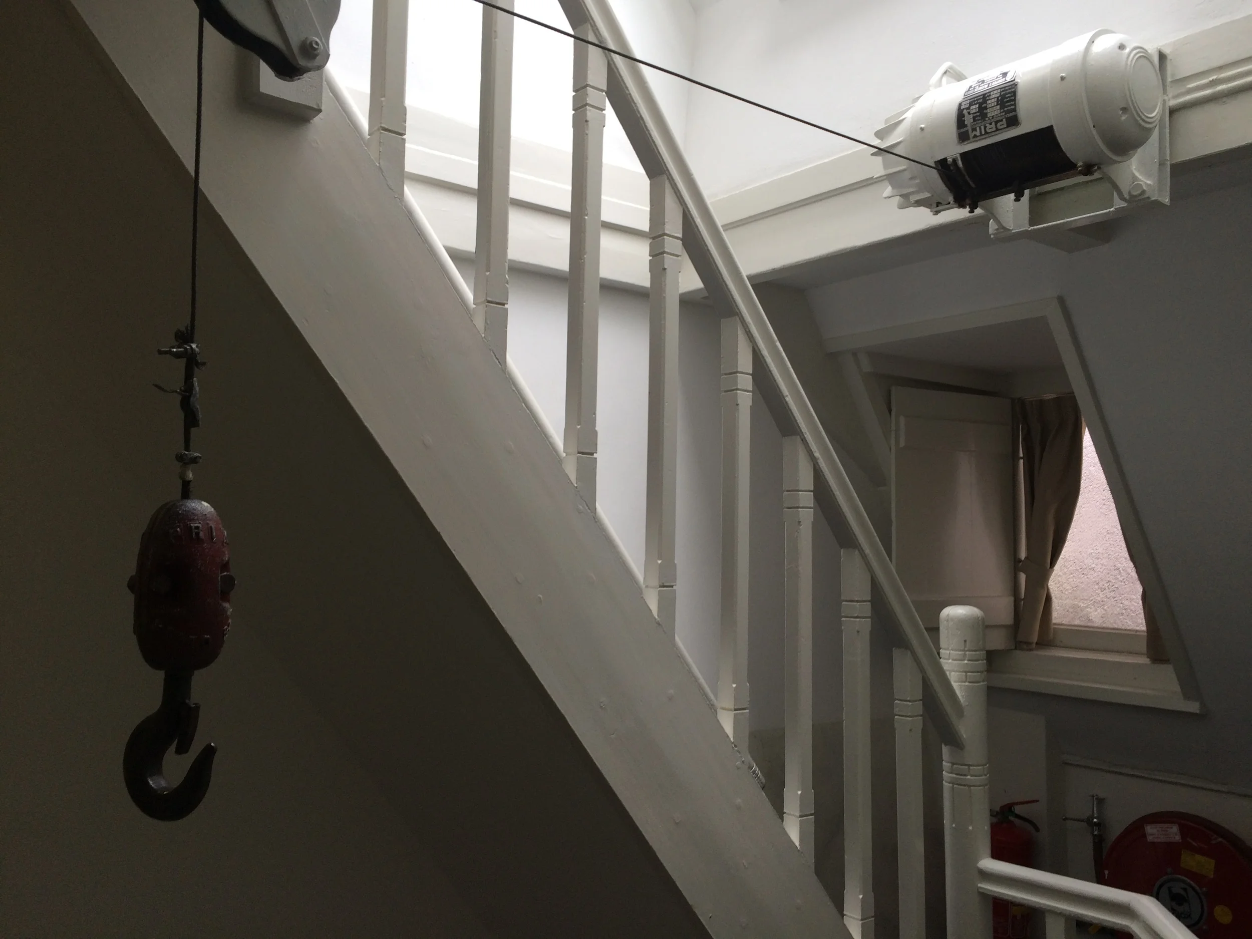 The pulley. 