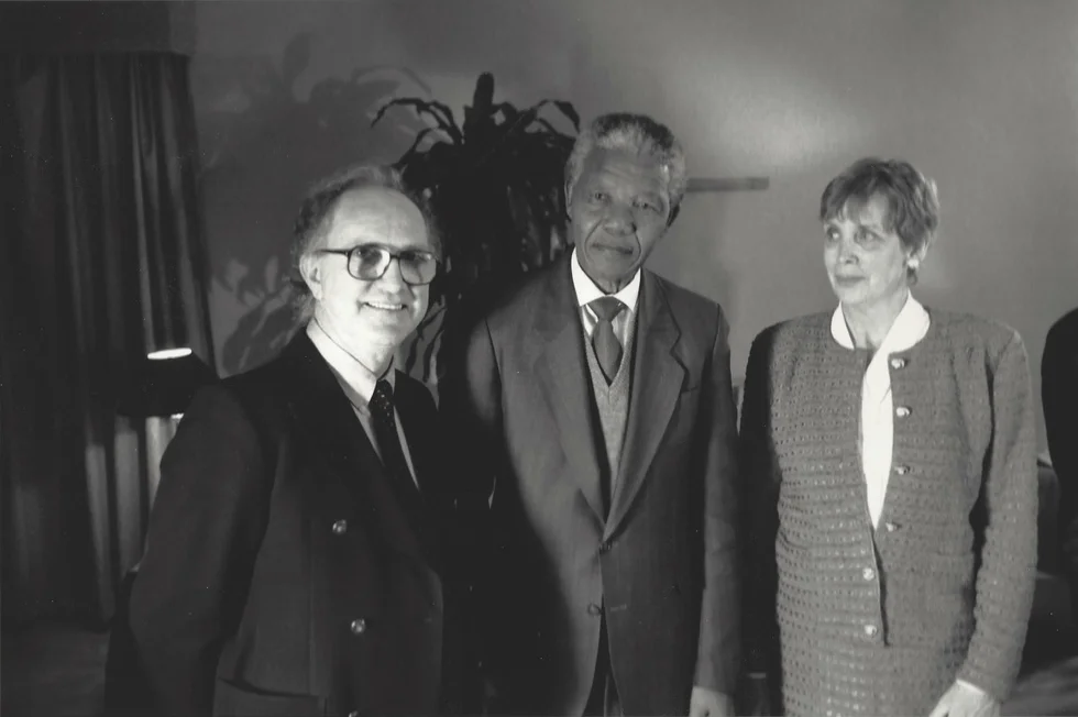 Jack Healey meets with Nelson Mandela, the Prime Minister of the Republic of South Africa and Pat Darien in Houston, 1992.