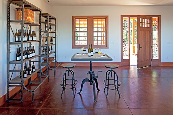 Tasting_Room_Interior_5400x3600.jpg