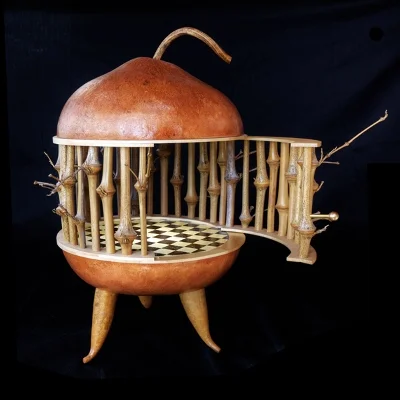 Gourd Art by Ralph Carlson and Photo by John Hersehy