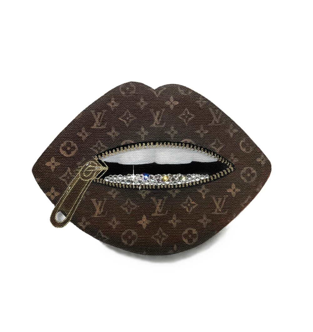 Louis Vuitton mini zipper mouth — Lina Valentina