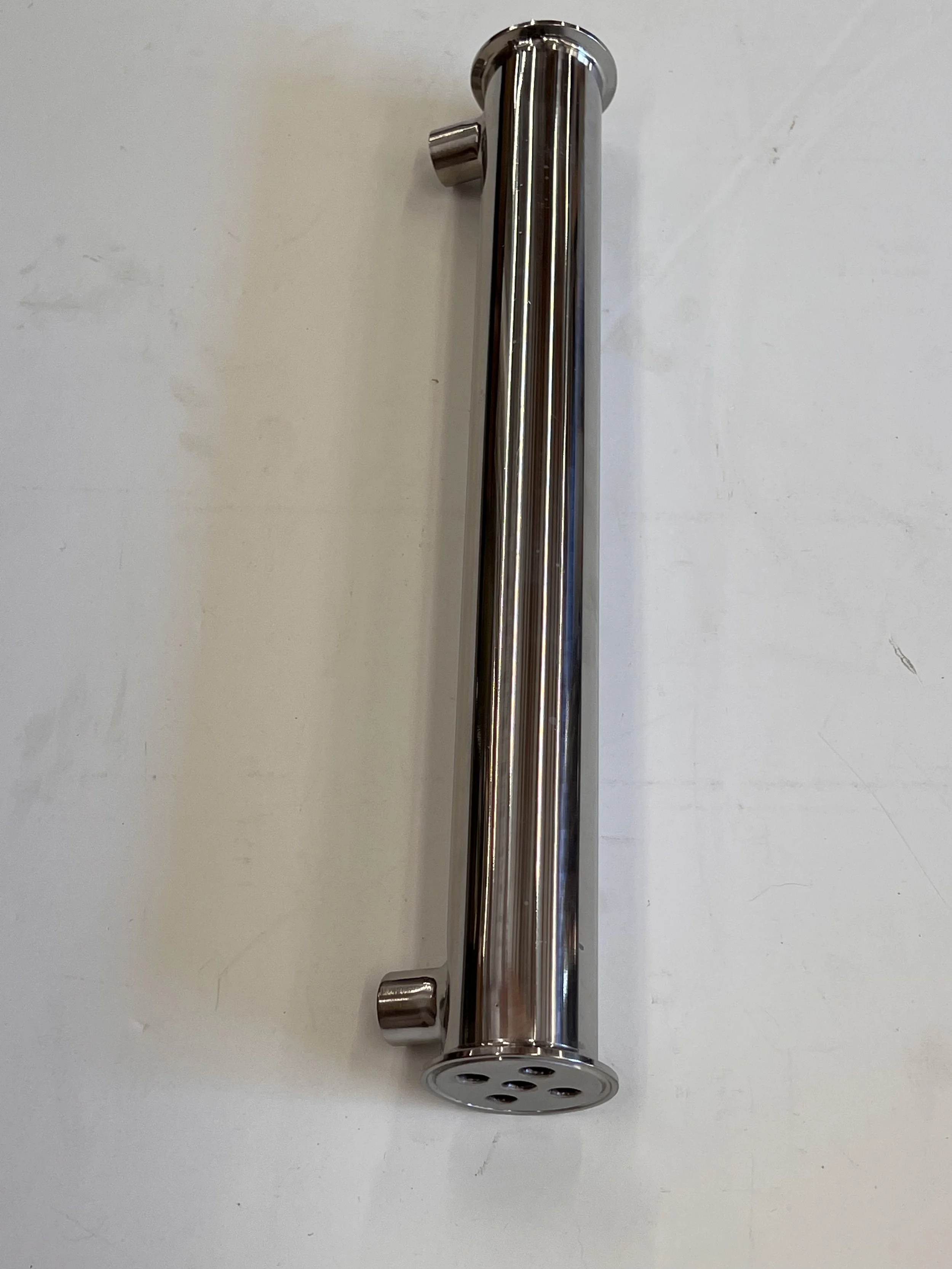 For the most efficient cooling of vapor, try our stainless steel shotgun condenser. It is 18