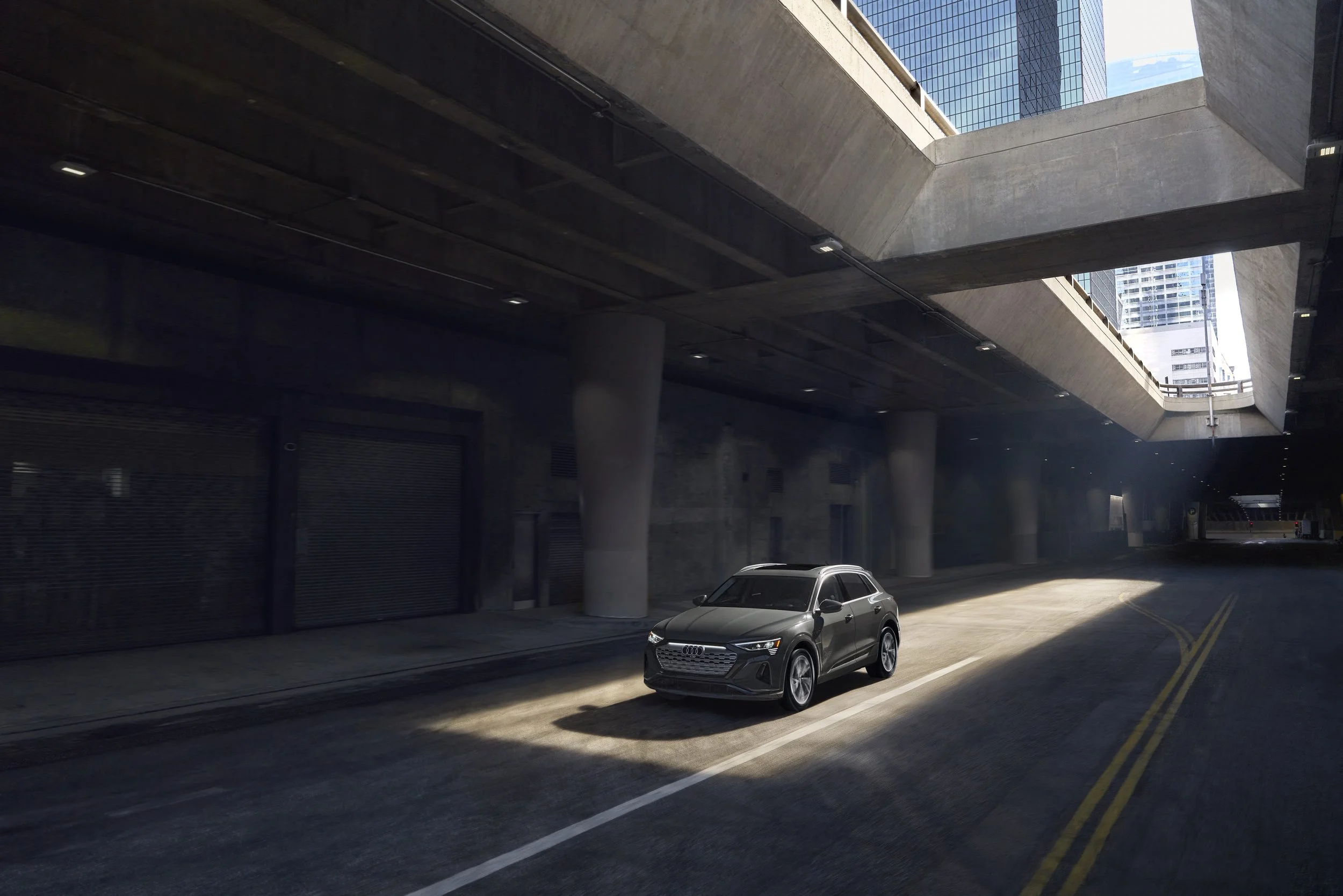 P685845_Audi_My24_Q8_etron_Front_3_4-2141_r7.jpeg