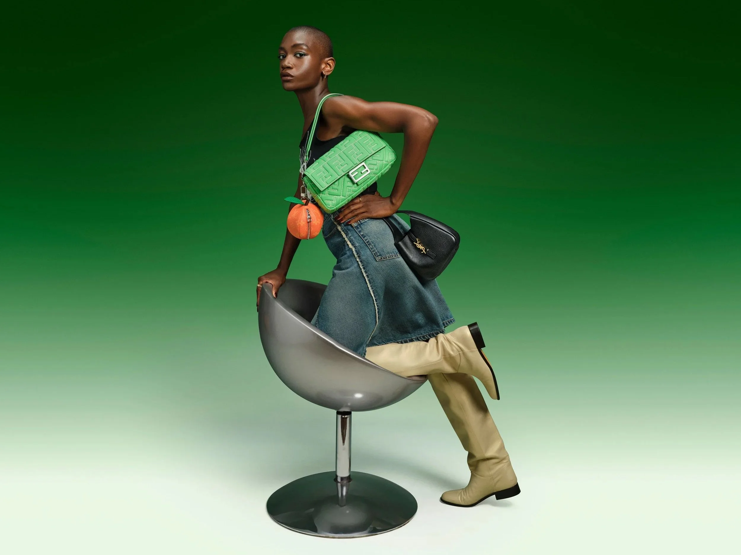 2519_10E_HANDBAGS_SHOT_02_035.jpg