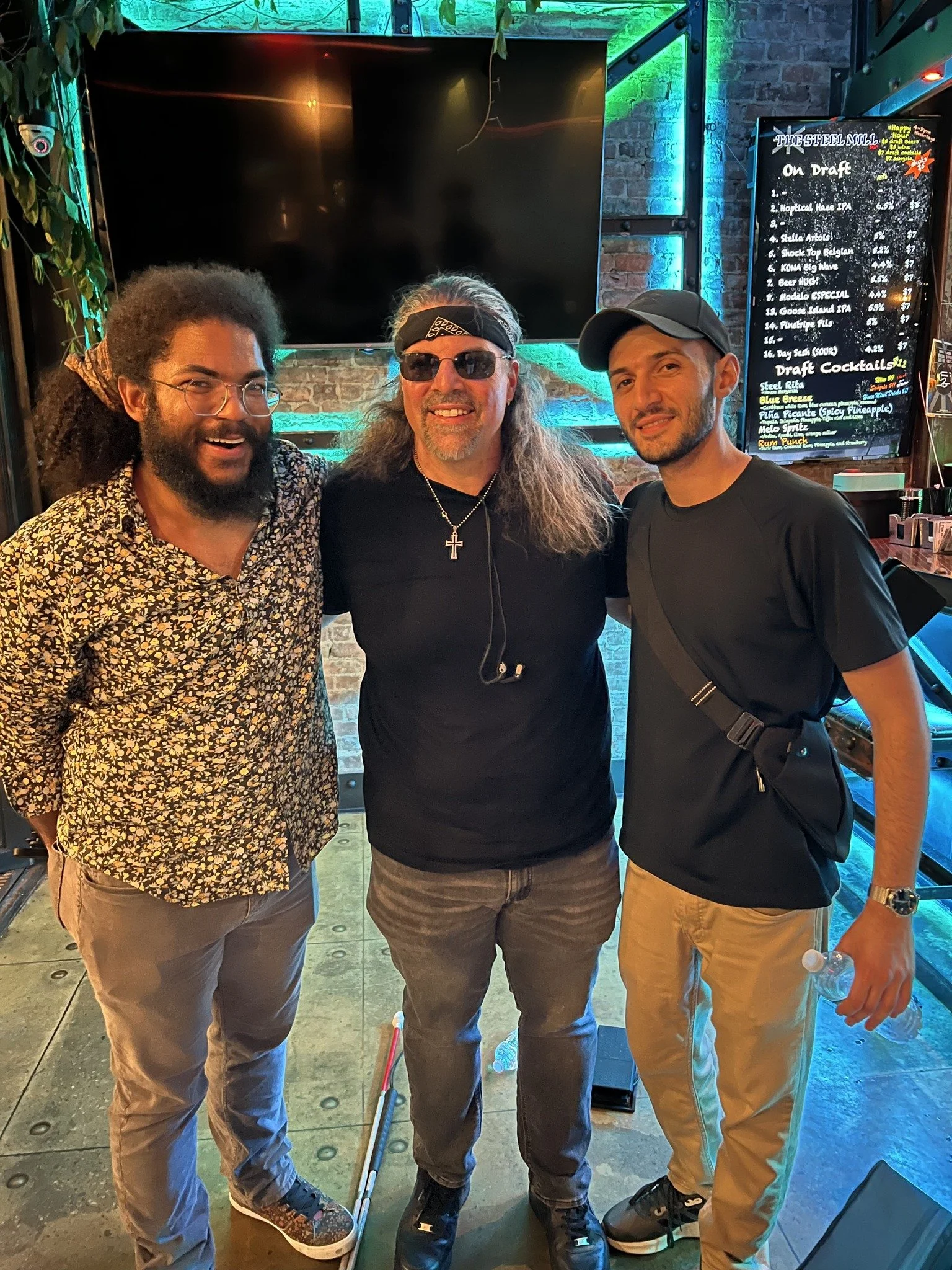 Live music with Offering