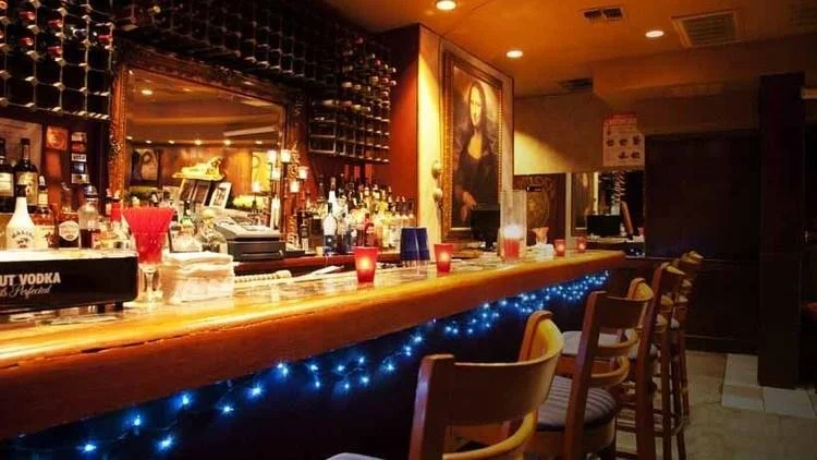 Bar photo 1