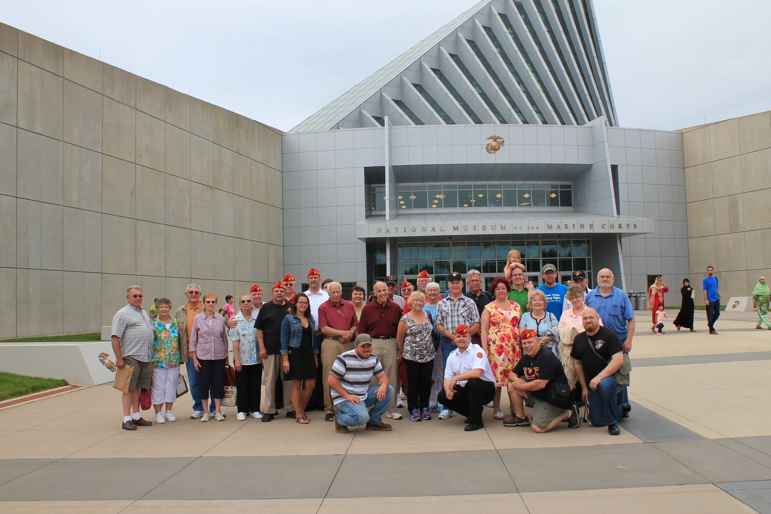 Group photo in front of museum.JPG