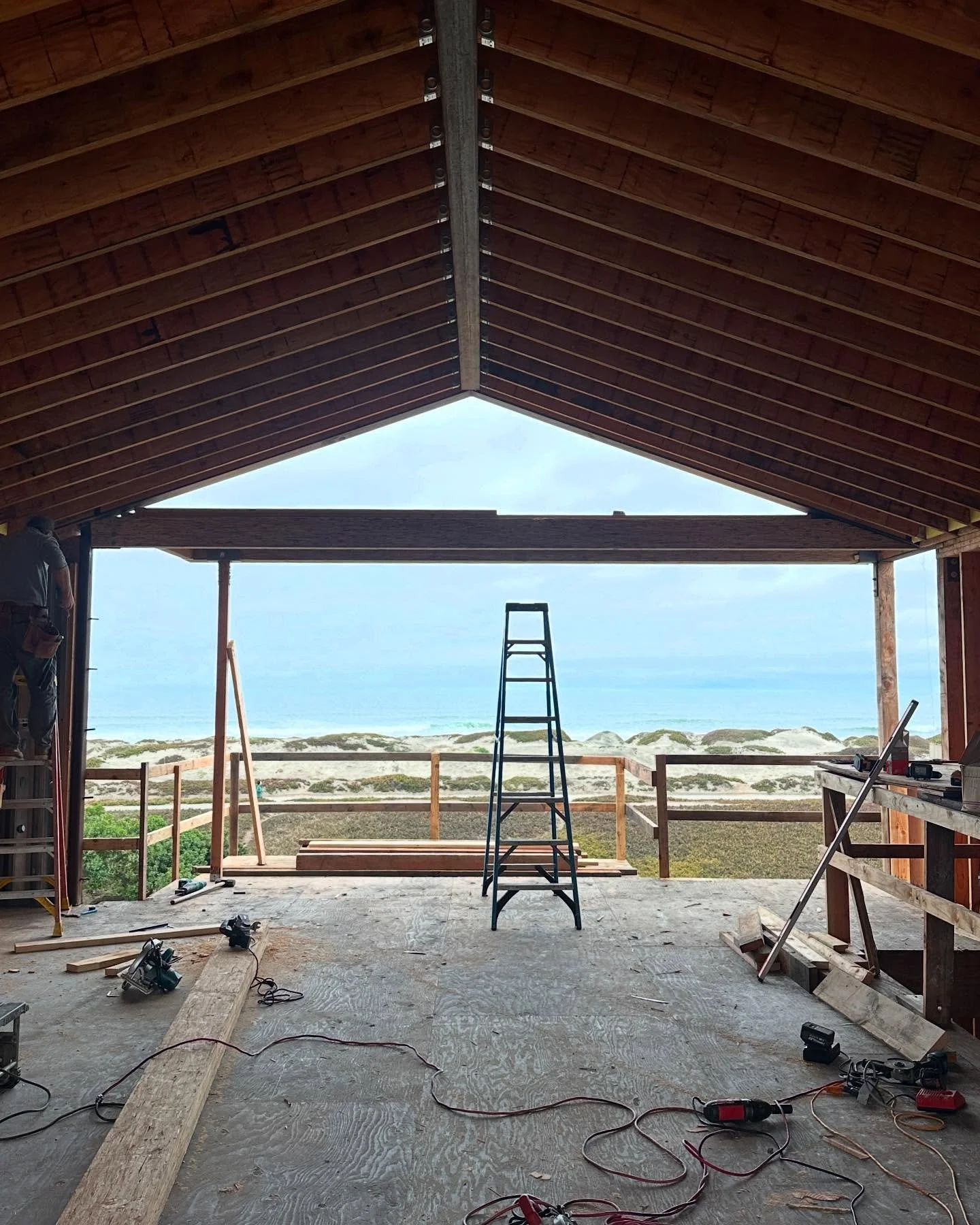A week in review. 

1 - Finally got to visit our Great Highway project and it&rsquo;s looking ✨. Working with some new partners @juniperarchitecture @norwood_construction 
2 - Project managing a Piedmont decoration project with a lot of construction 