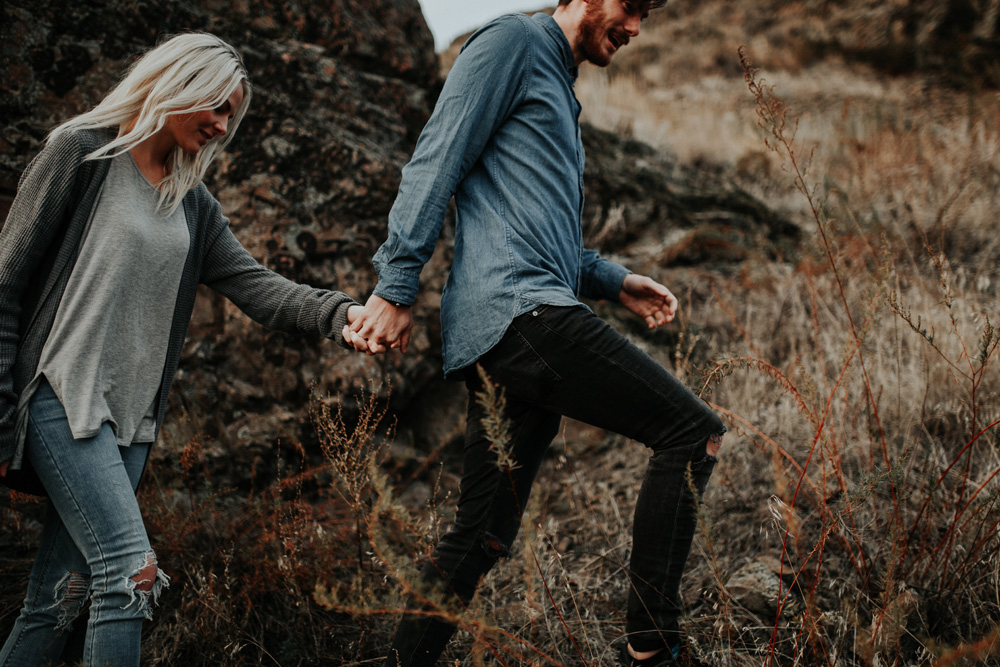 Lloydminster Engagement Photographer-080.jpg