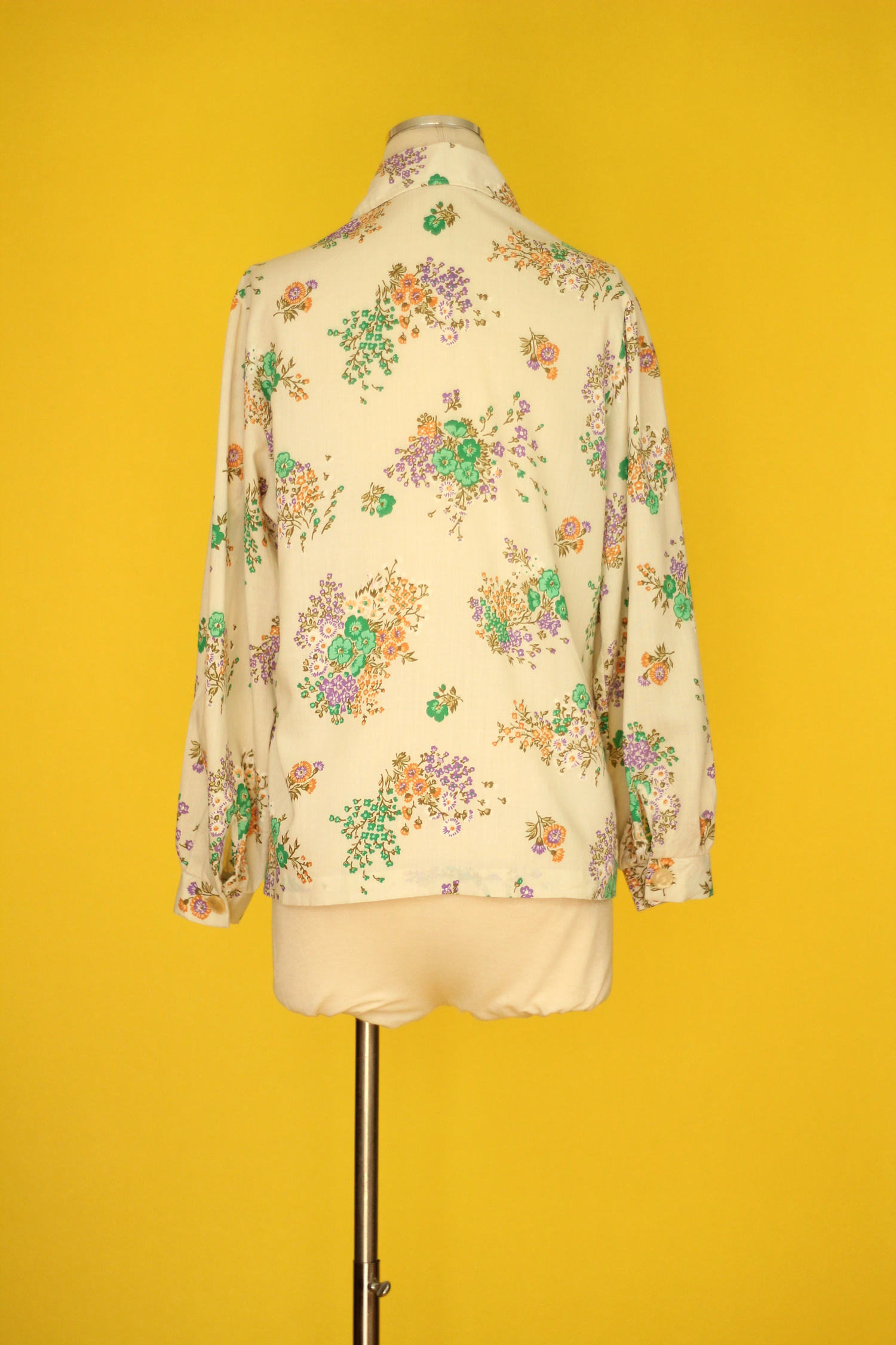 item_1016_back.jpg
