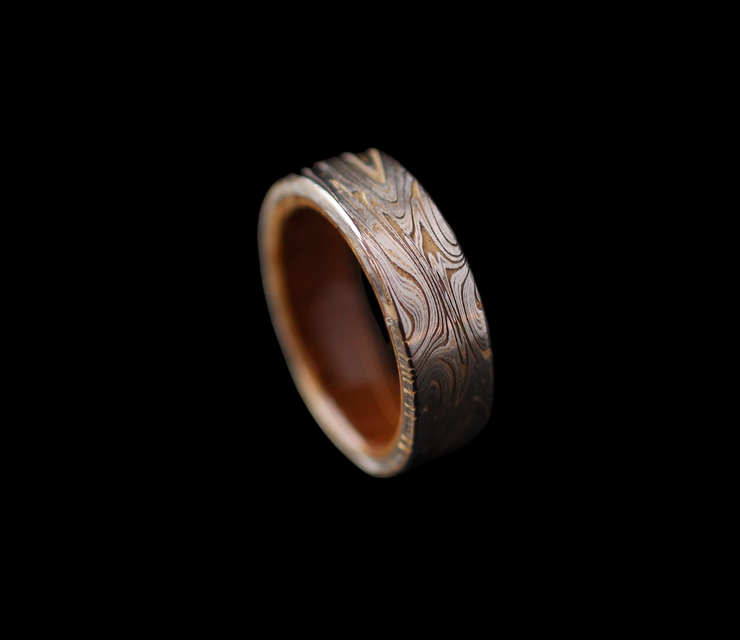 Hand-wrought Damascus Steel/Gold and Whiskey Barrel Oak Ring