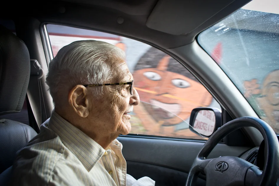 Abuelo Superheroe-24.jpg