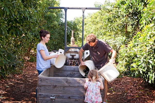 Barham_Avocados_Sarah_Anderson_Victoria_trees_truck_couple_girl_man_woman_avos_buckets