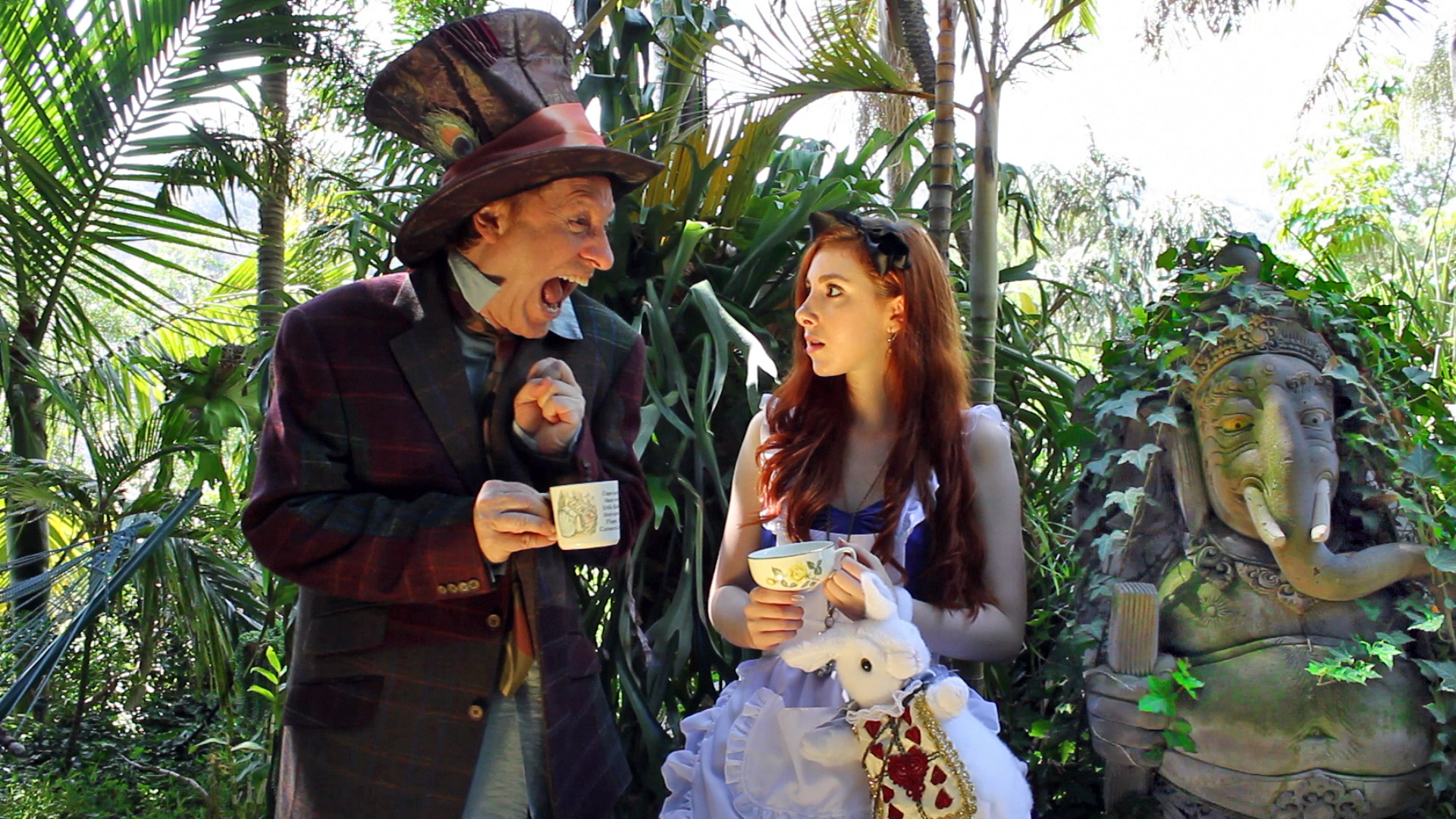 hatter and alice standing 9 MTB 2.png
