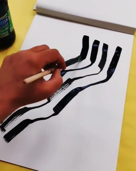 Just Draw — Yifat Gat