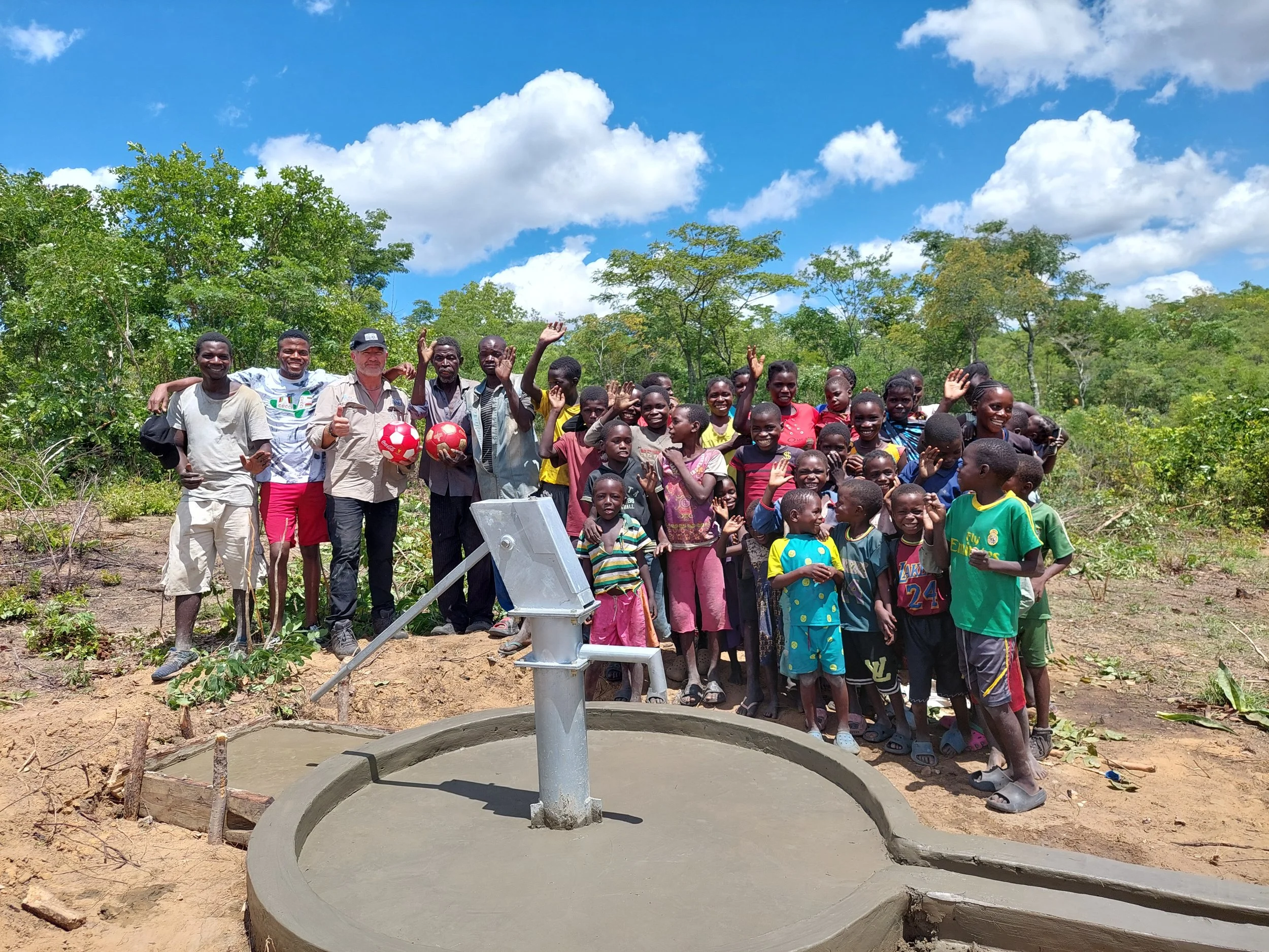 MT25 - Well 2 - Mukobola Family.jpg