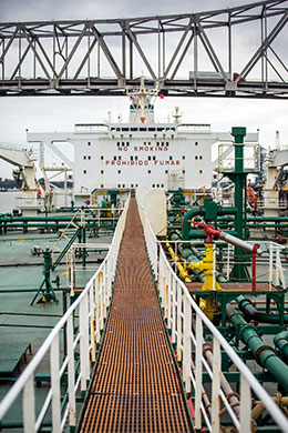  View from ship upper deck 