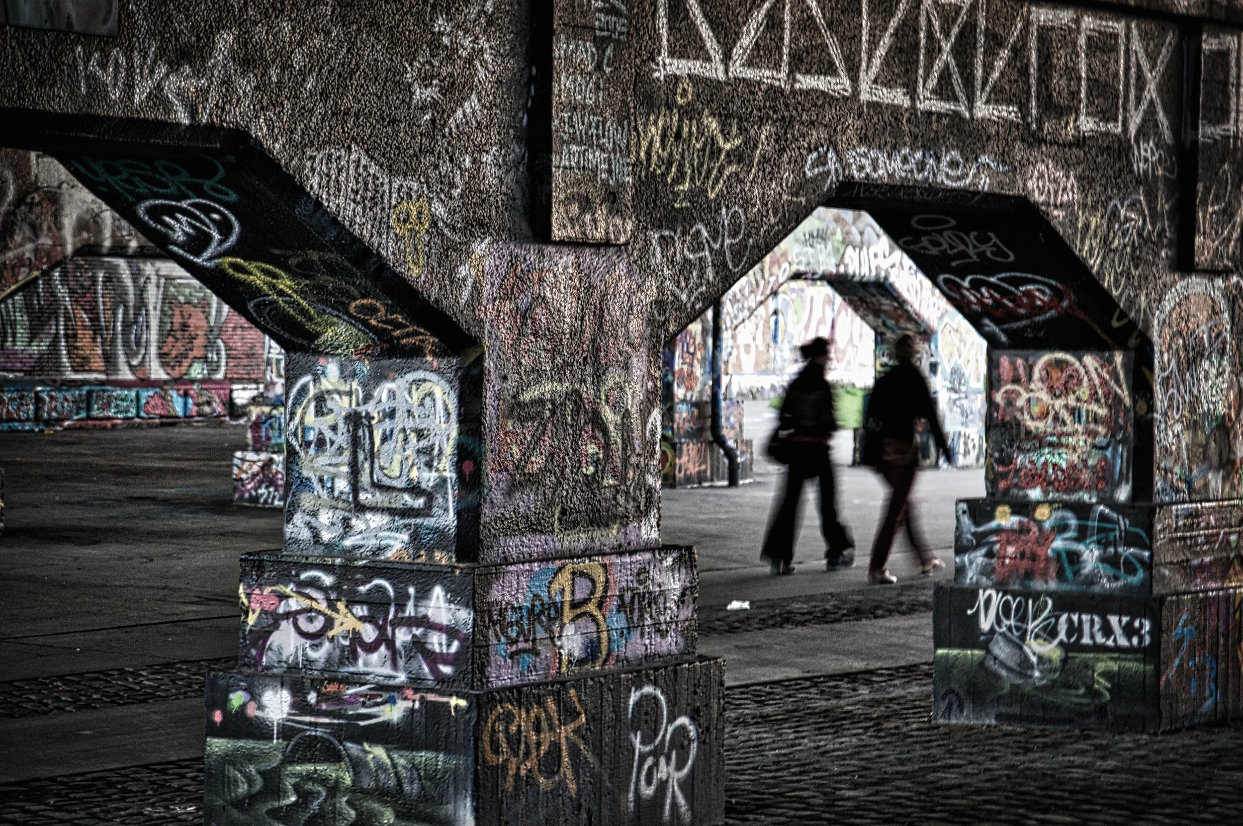 A walk through graffiti.jpg