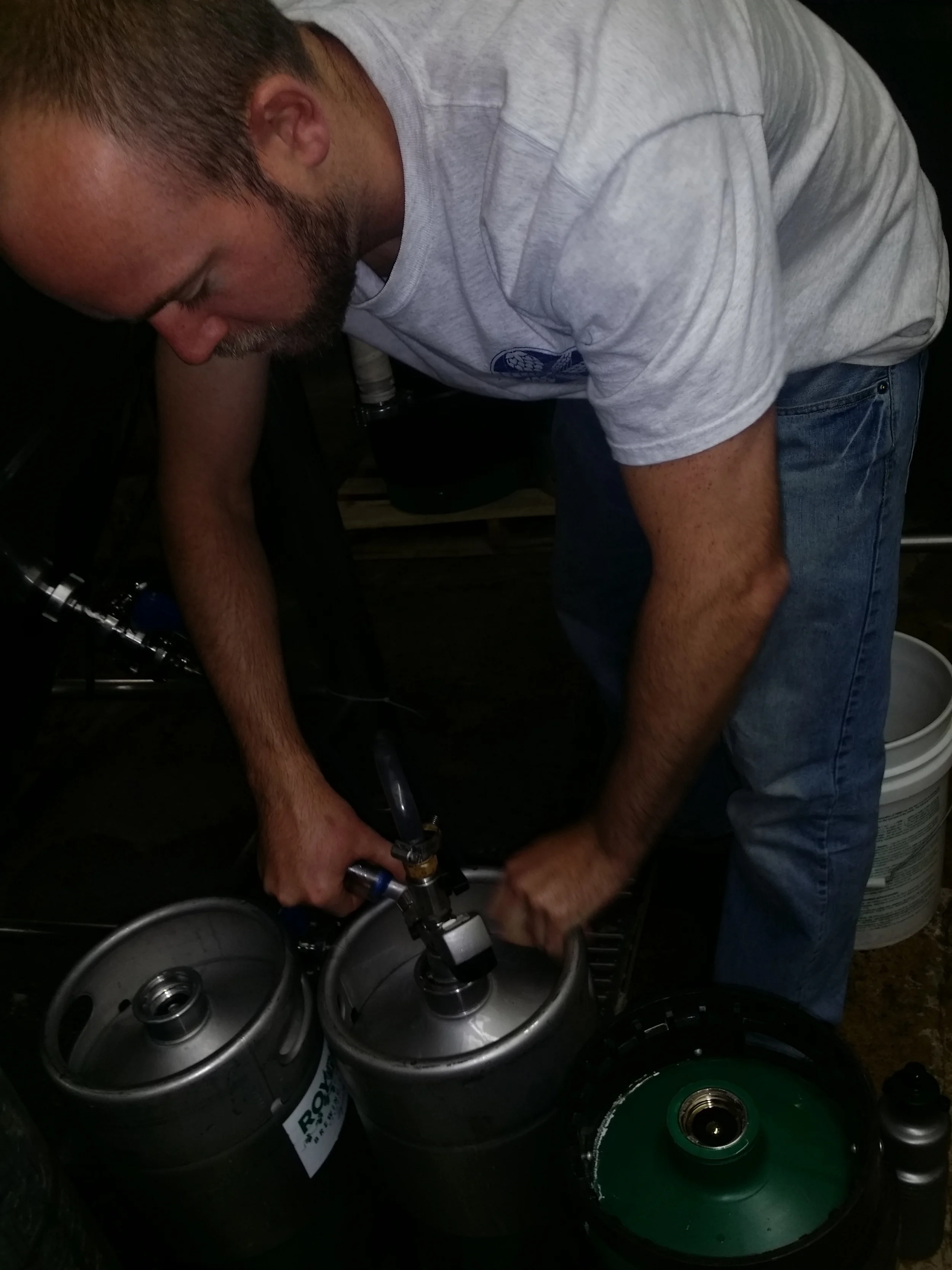 Chris kegging the Dark Horse...it's galloping right into the kegs