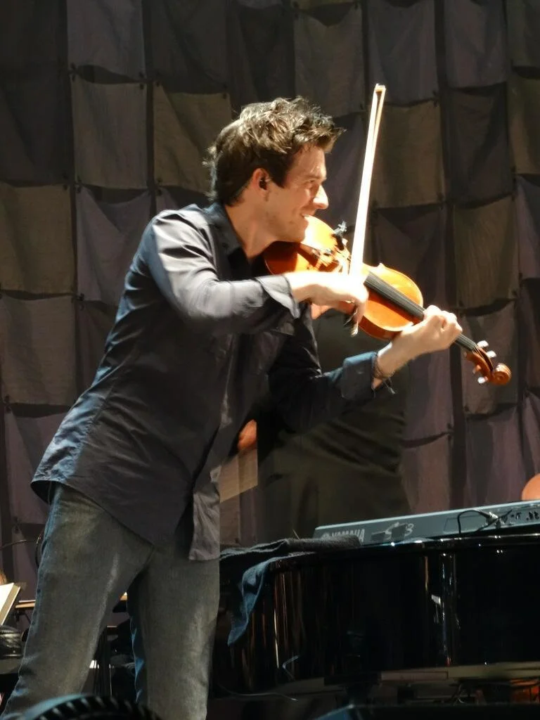August 16, 2013 Performing at Wolf Trap, Vienna, VA
Photo courtesy of pisceslikejosh