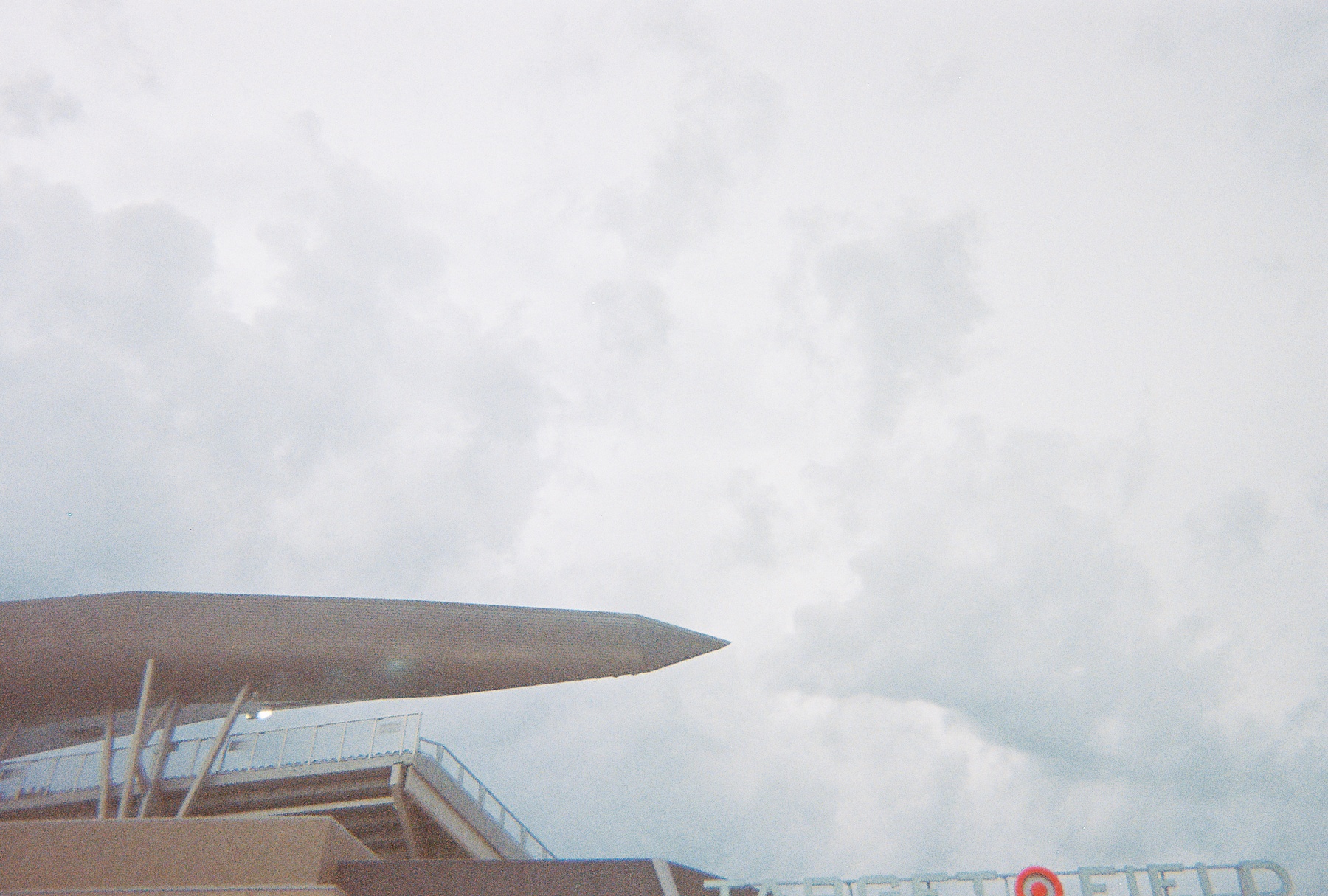 R1-01164-024A.jpg