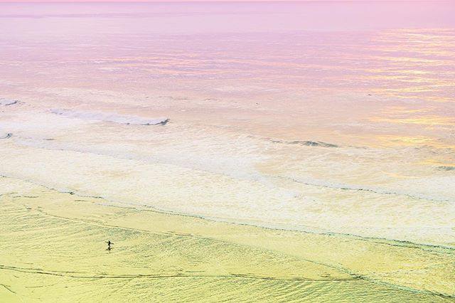 Dream a little dream of Cali.
From the archives: Ocean Beach 2011 - Lone Surfer. 
Print available @saatchiart - search &ldquo;Mina Teslaru&rdquo; :
:
#oceanbeach #california #sanfrancisco #lonesurfer #fineartphotography #fineartprints #surfing #surf 
