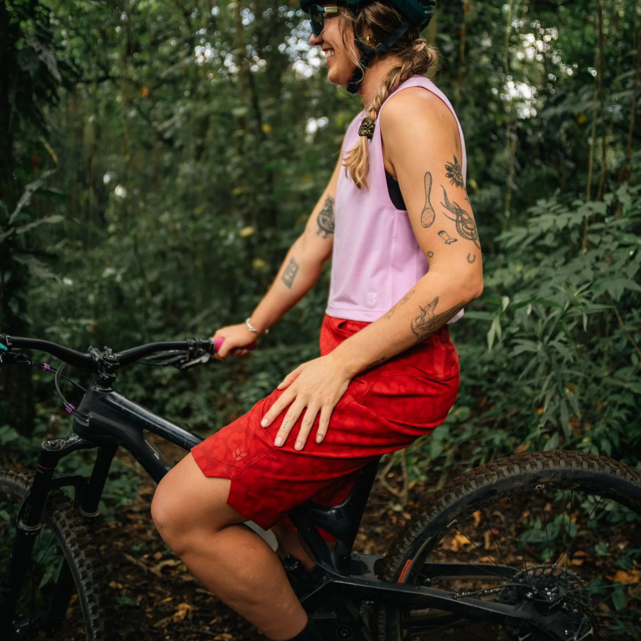 frankie bike short_garnet meow.jpg