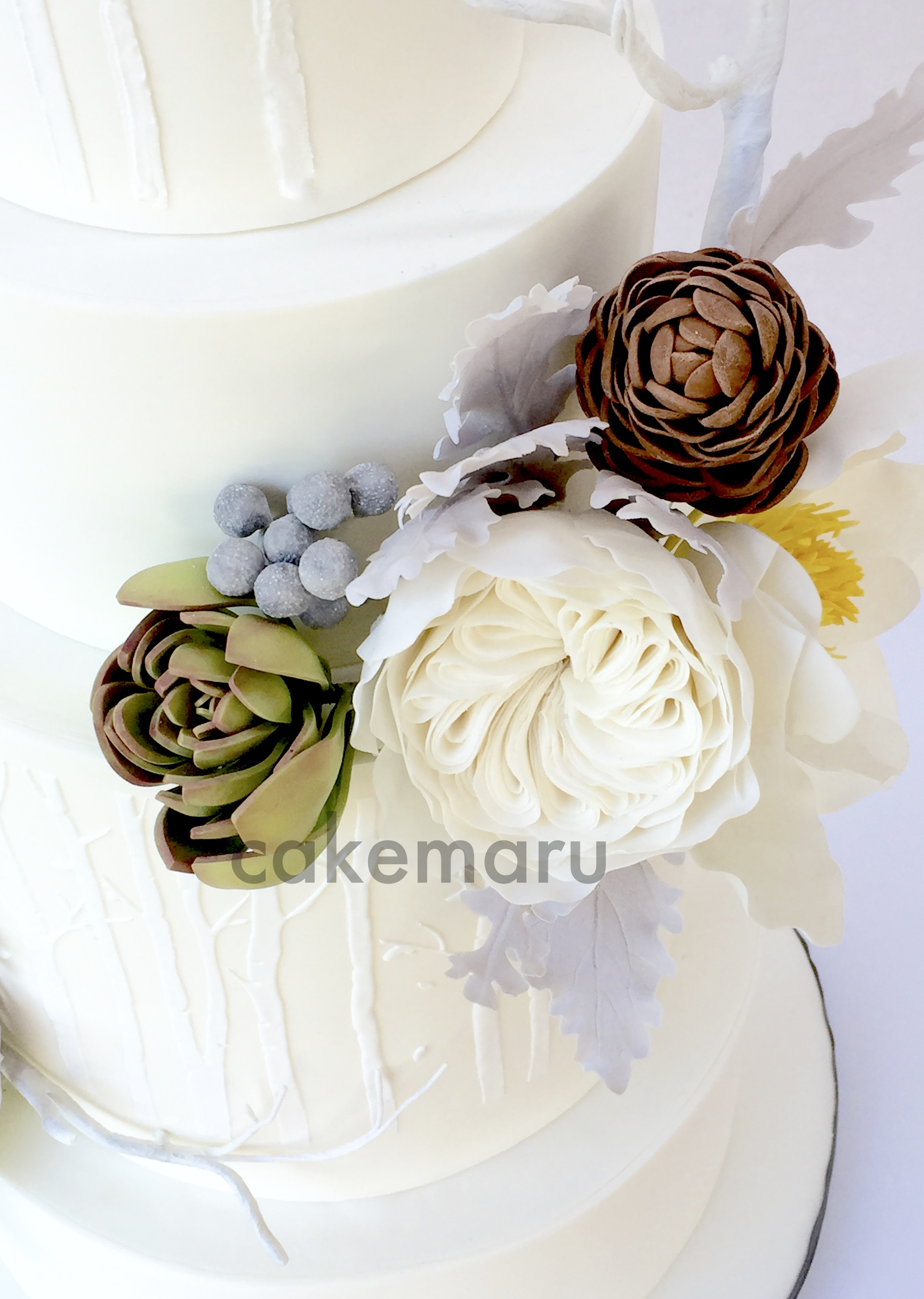 Winter Wedding Cake Detail 2.jpg