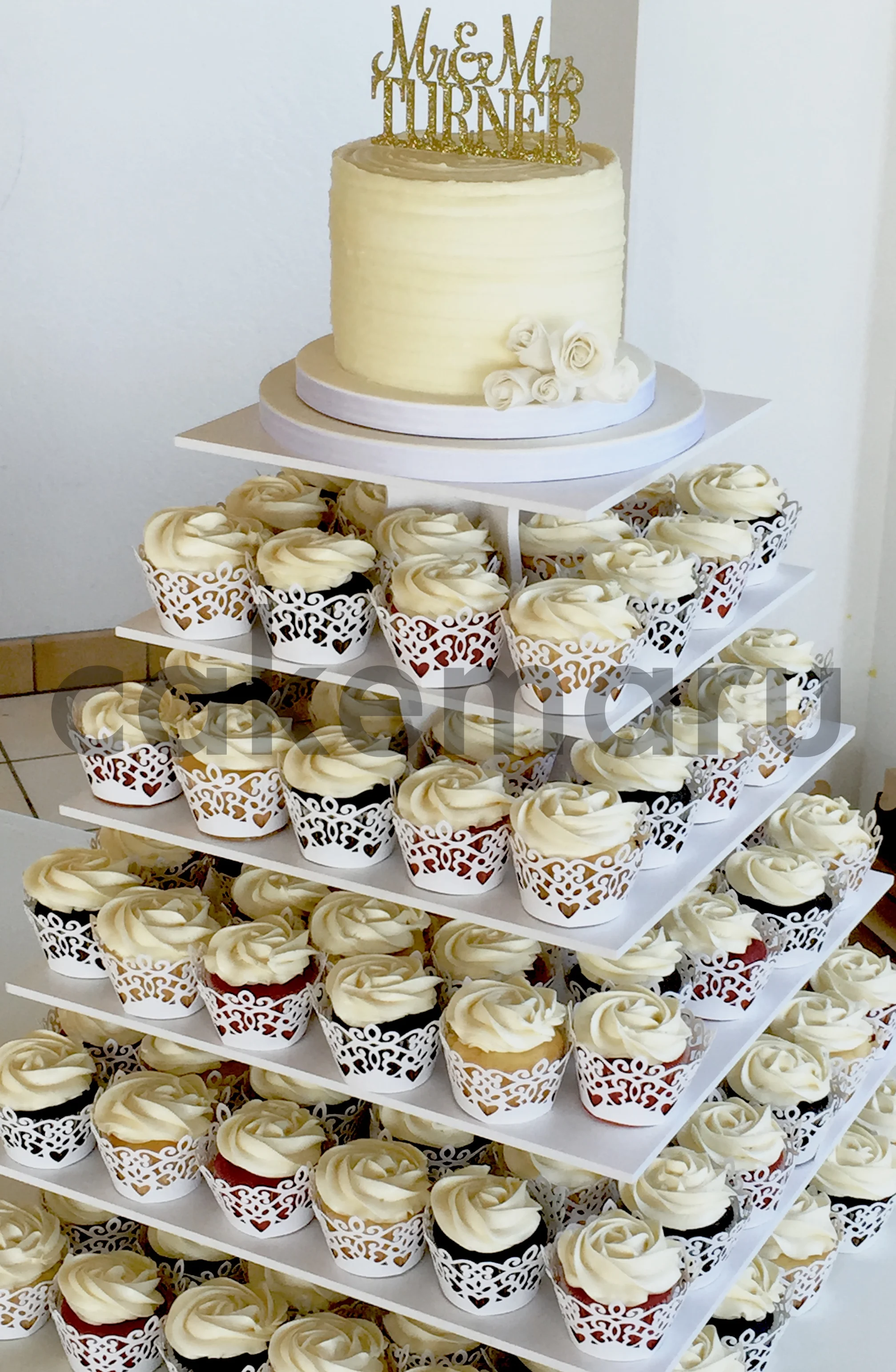 Rosette Cupcake Tower 2.jpg