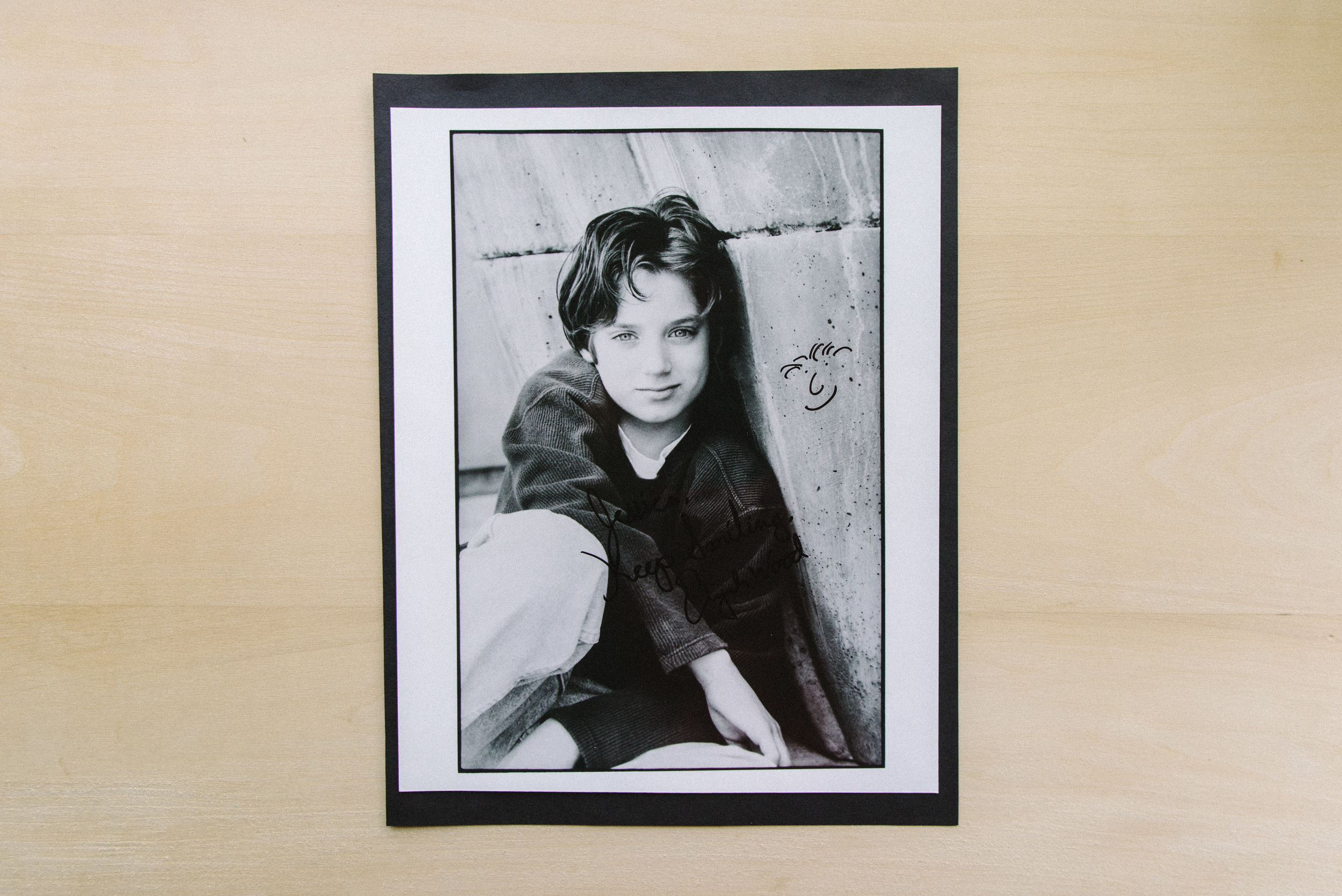 EXAMPLE B - Elijah Wood, of course. 99% sure this is not authentic, but a copy sent out in bulk to teenage girls who wrote letters to their favorite teen actors.