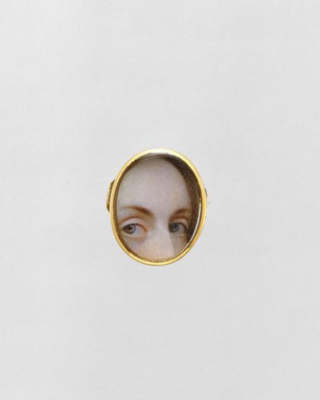 Pendent Lover's Eye