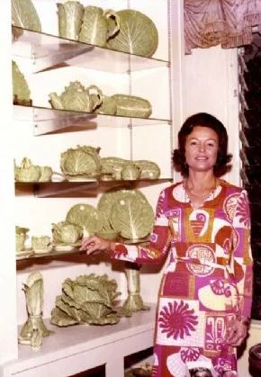 Ms. Dodie Thayer….queen of lettuce ware (and bold print dresses…apparently)