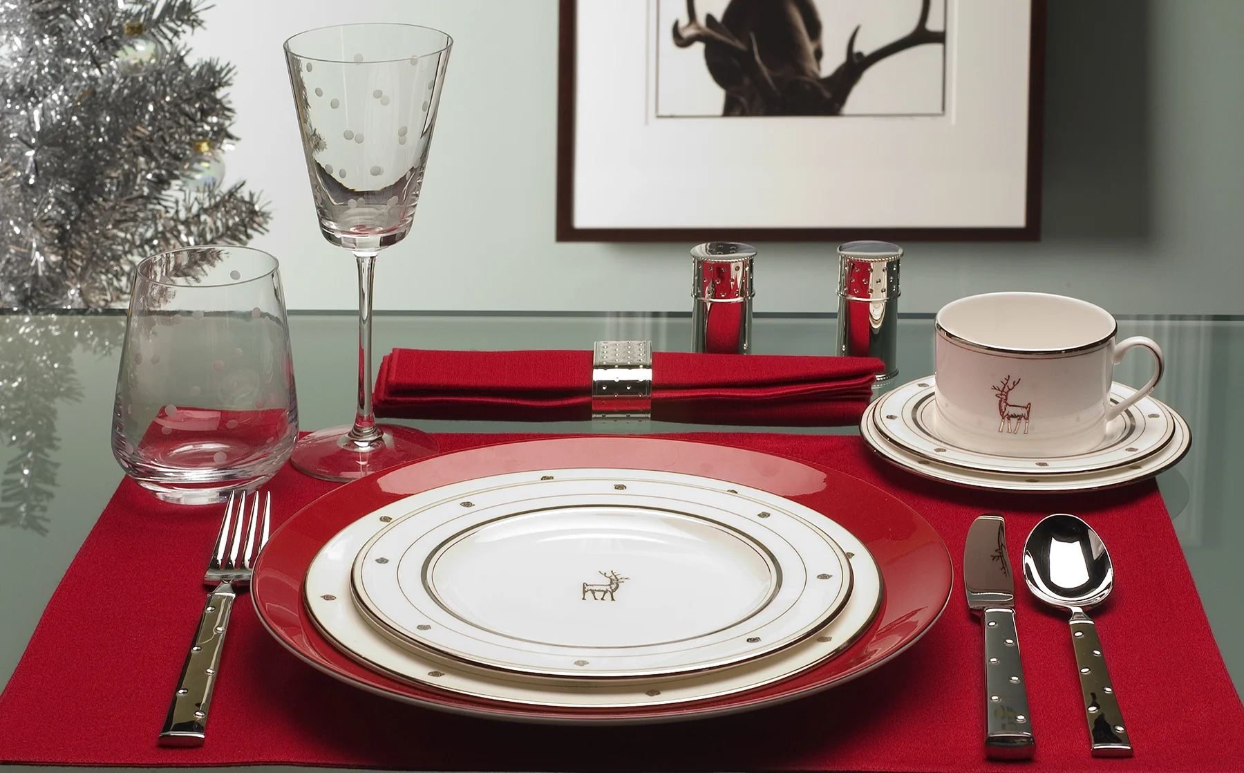 Kate Spade Xmas table uncropped.jpg