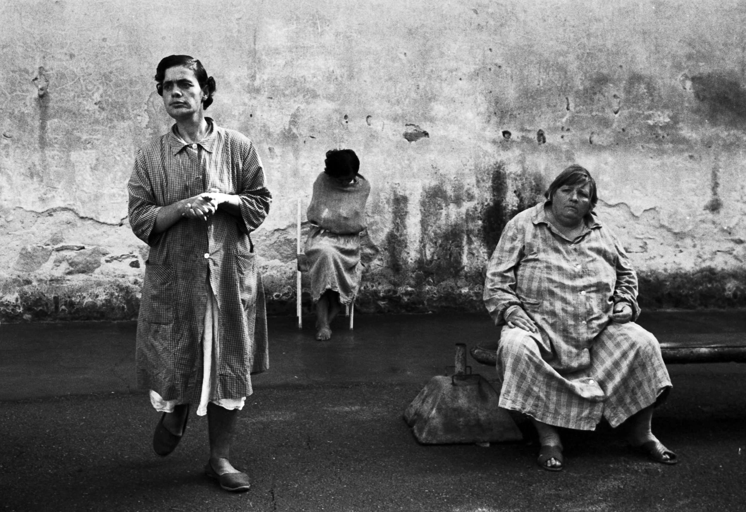   Ospedale psichiatrico. Firenze, 1968.  
