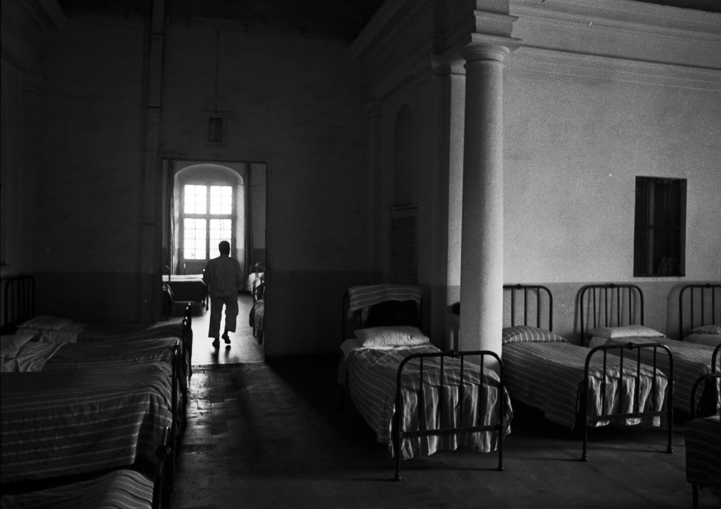   Ospedale psichiatrico. Parma, 1968.  
