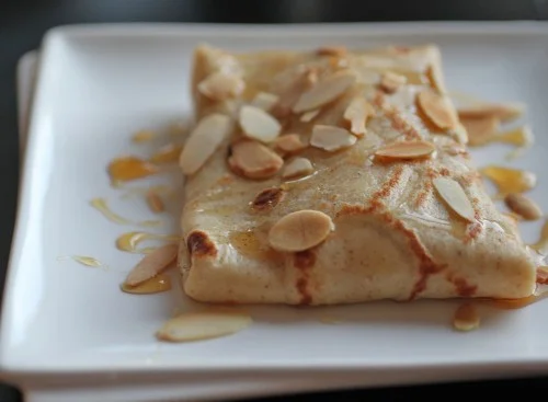 Guava & Sweet Cheese Crèpes