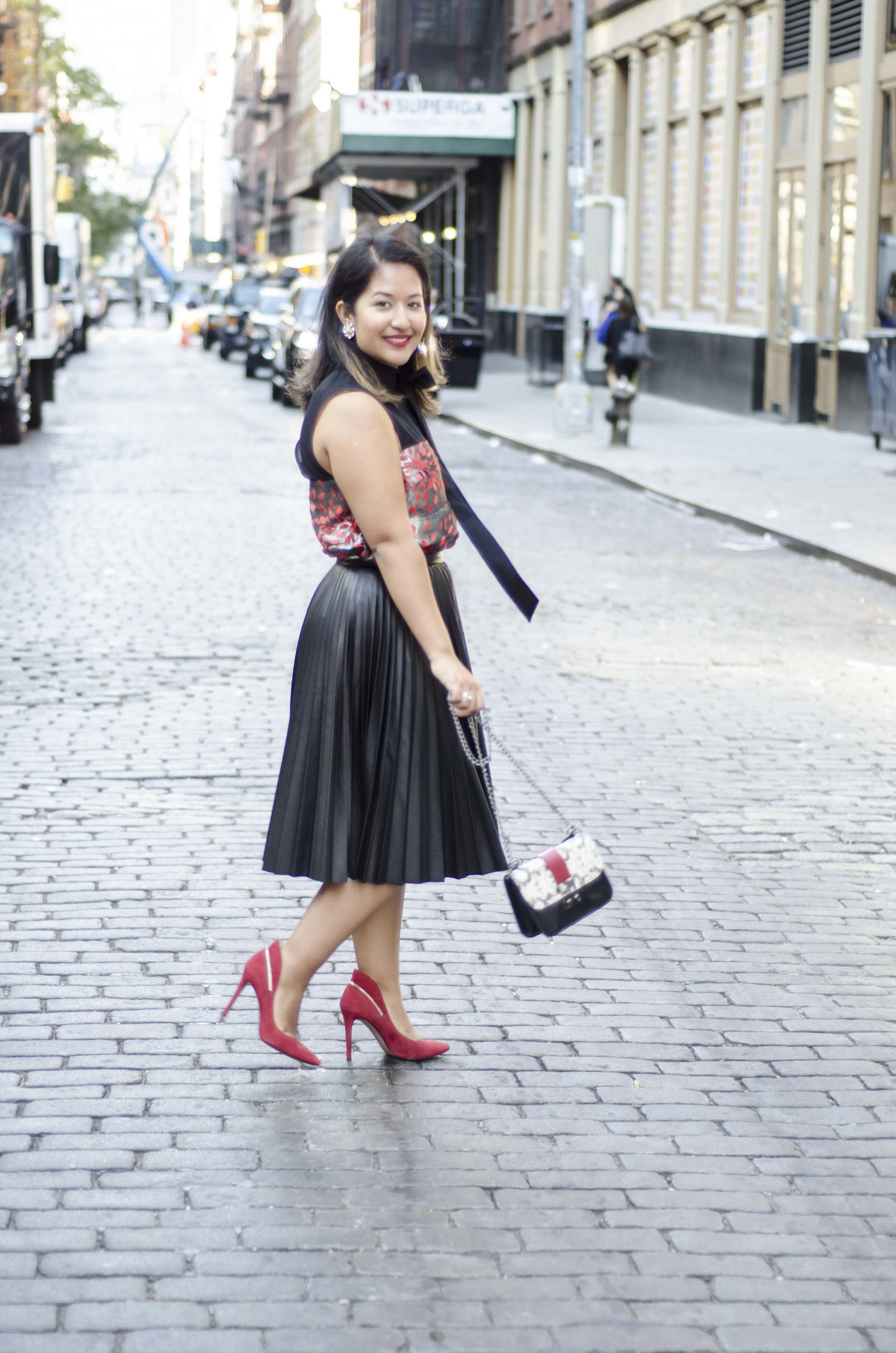 Leather Skirt w Red10.jpg