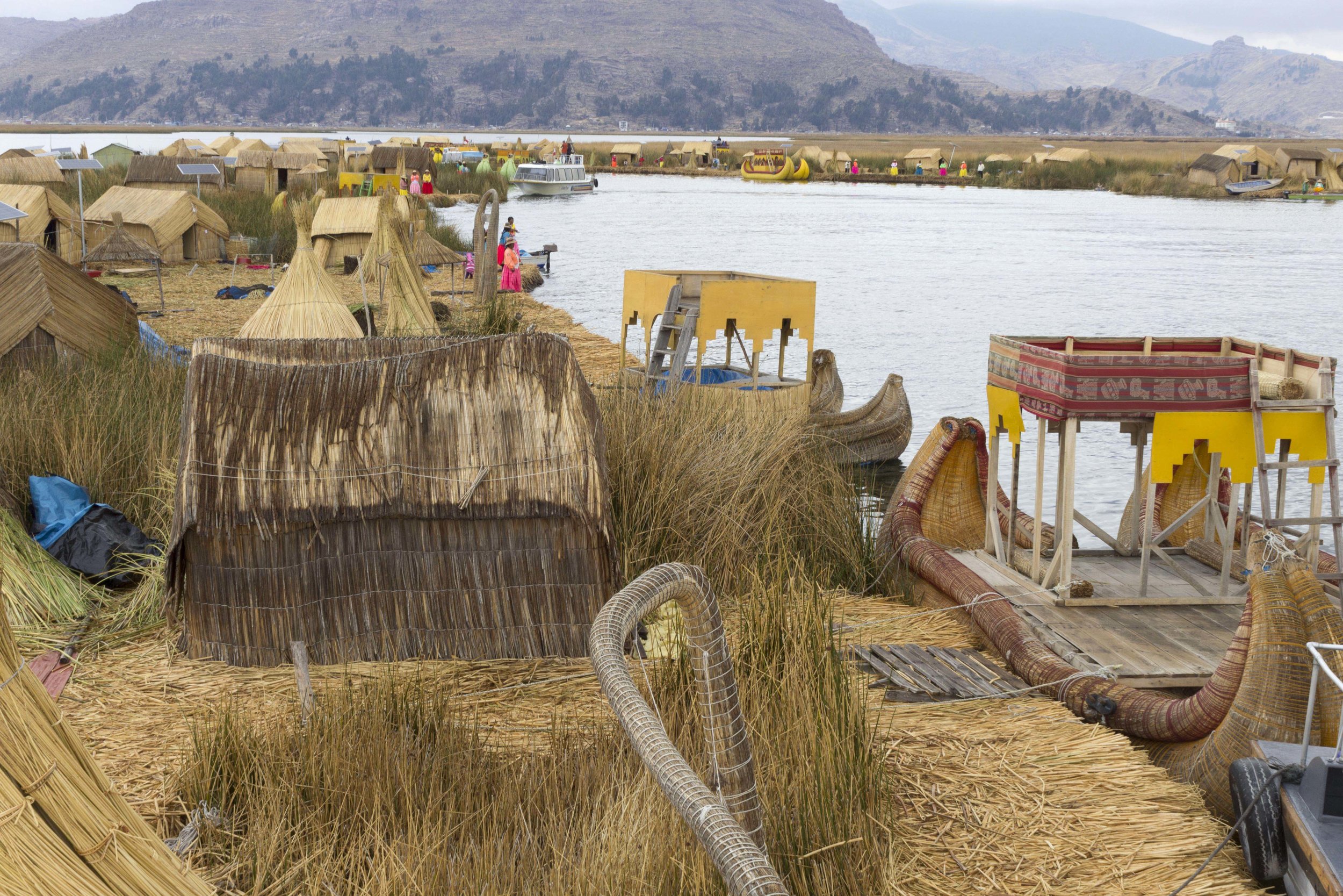 Puno- Isla Suasi21.jpg