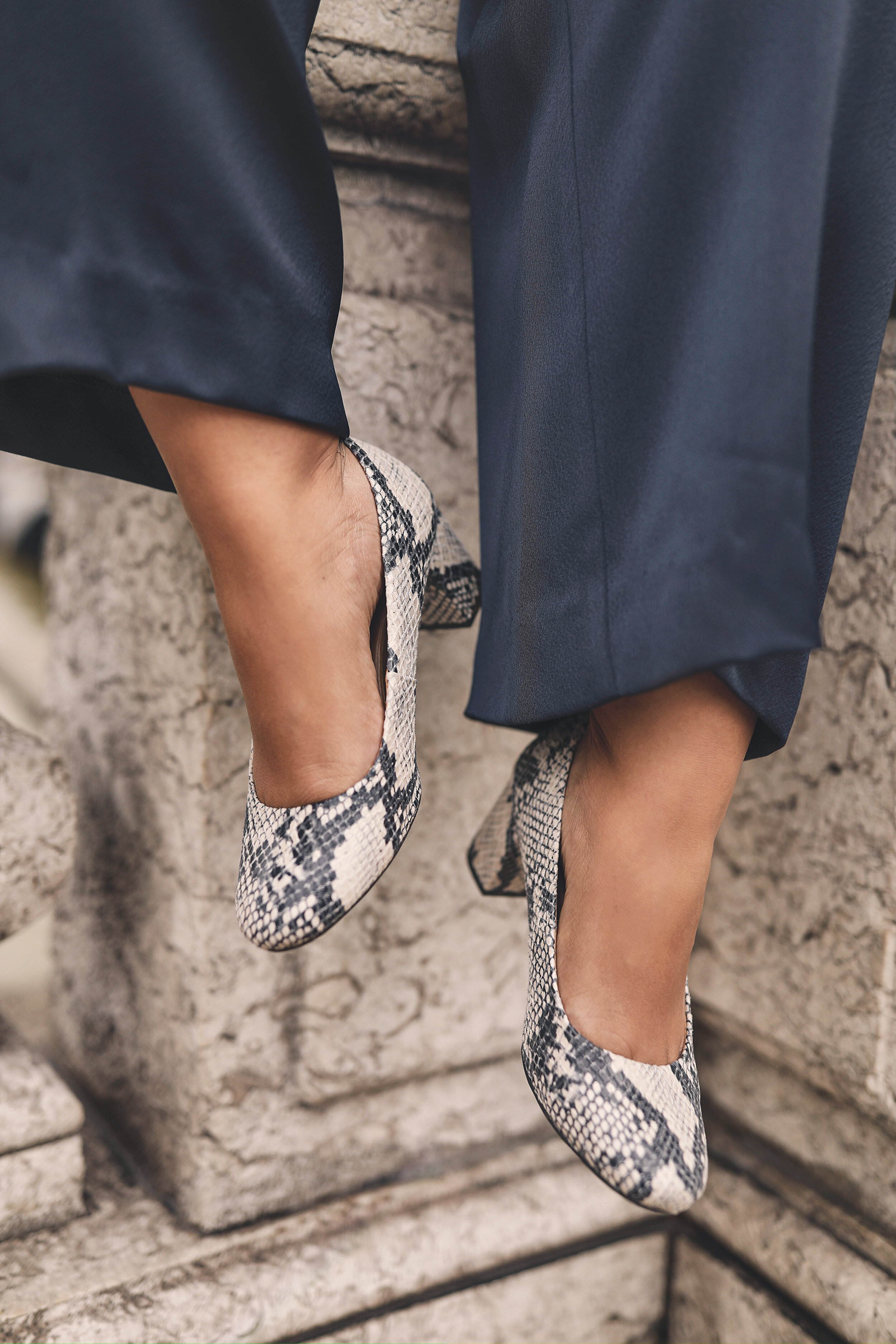 Pont Alexandre III Bridge Paris Instagramable Photo Location – Aerosoles Snakeskin Pumps