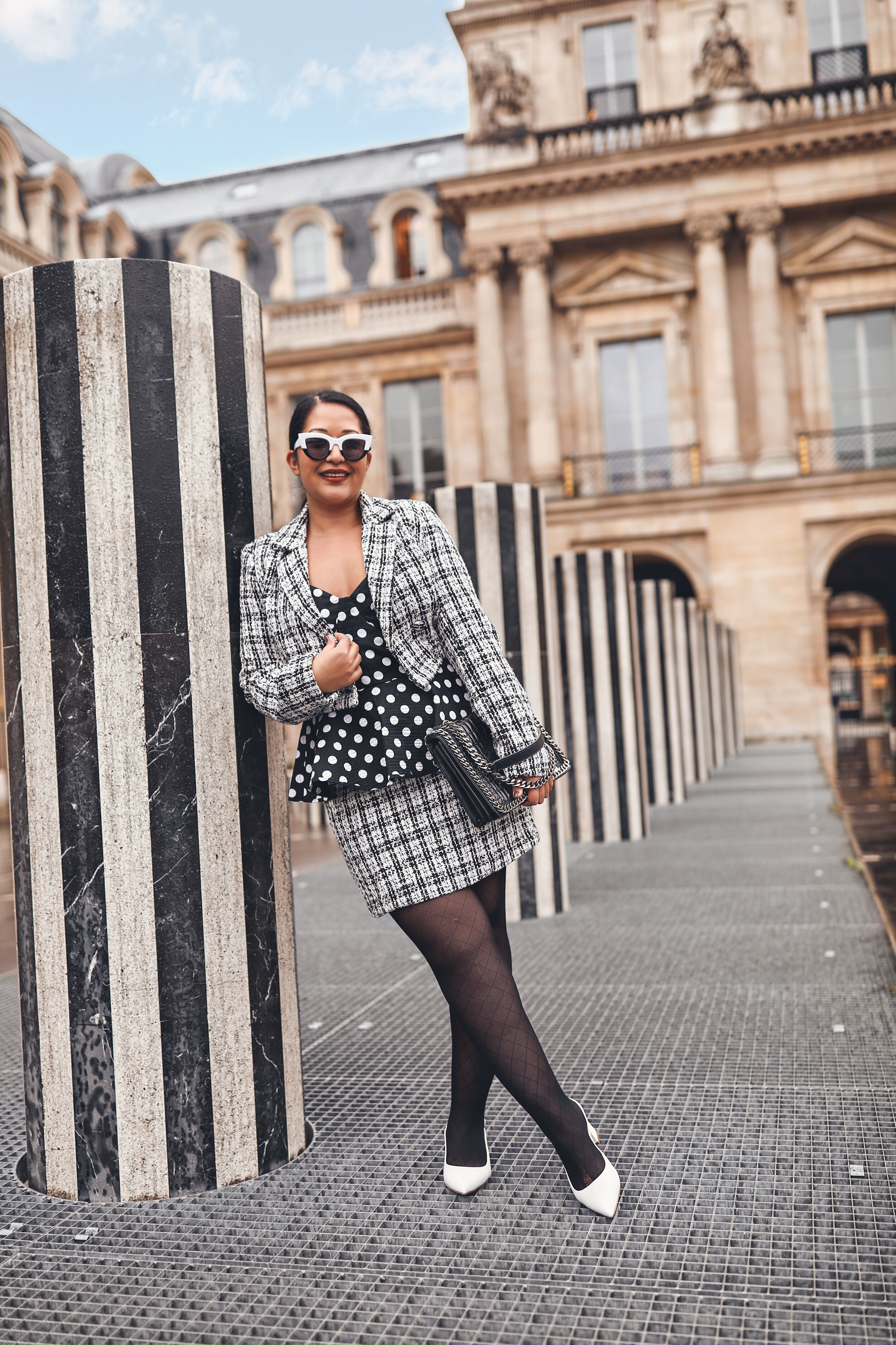 Paris Instagramable Photo Location –  Black and white suit 
