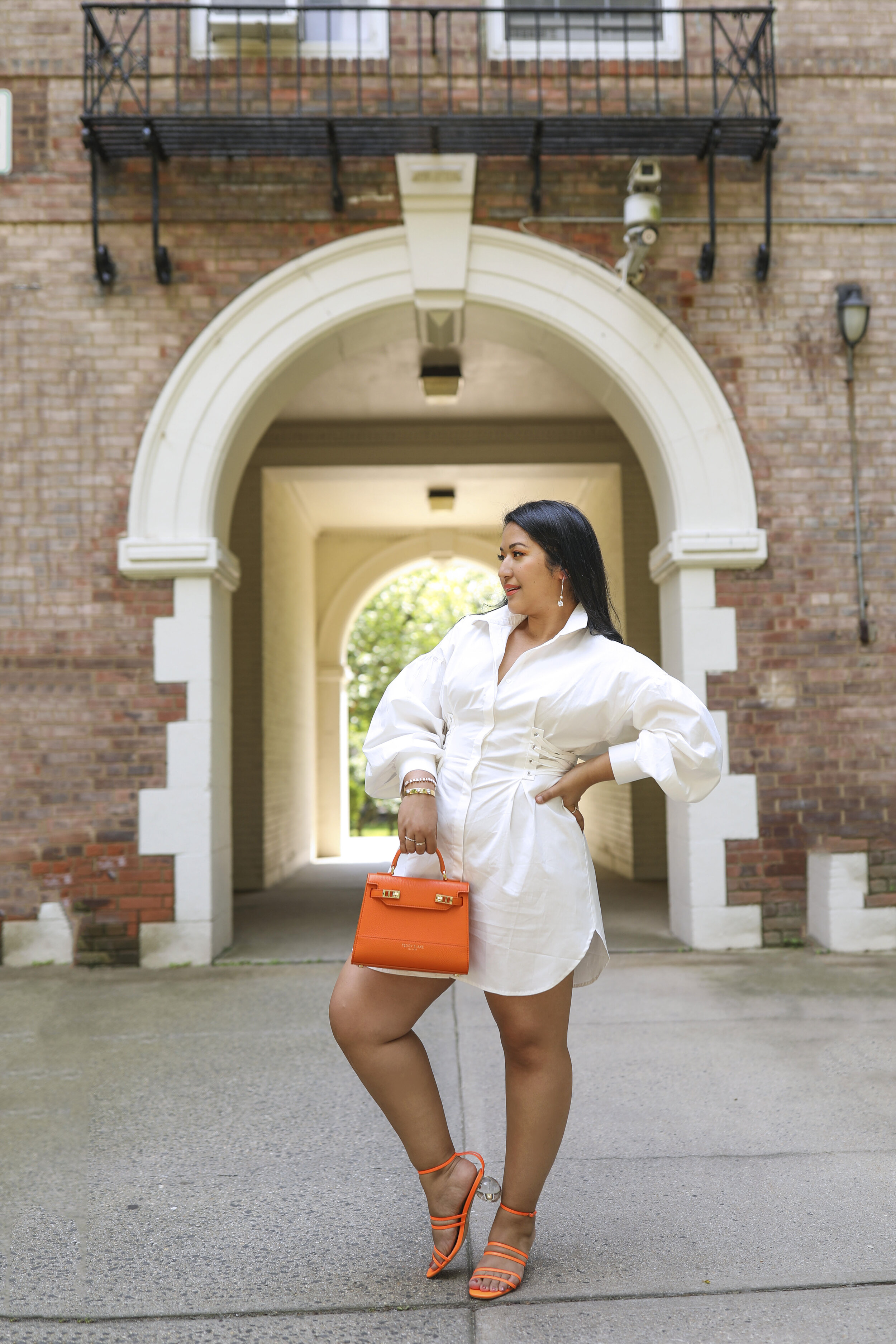 orange summer outfit