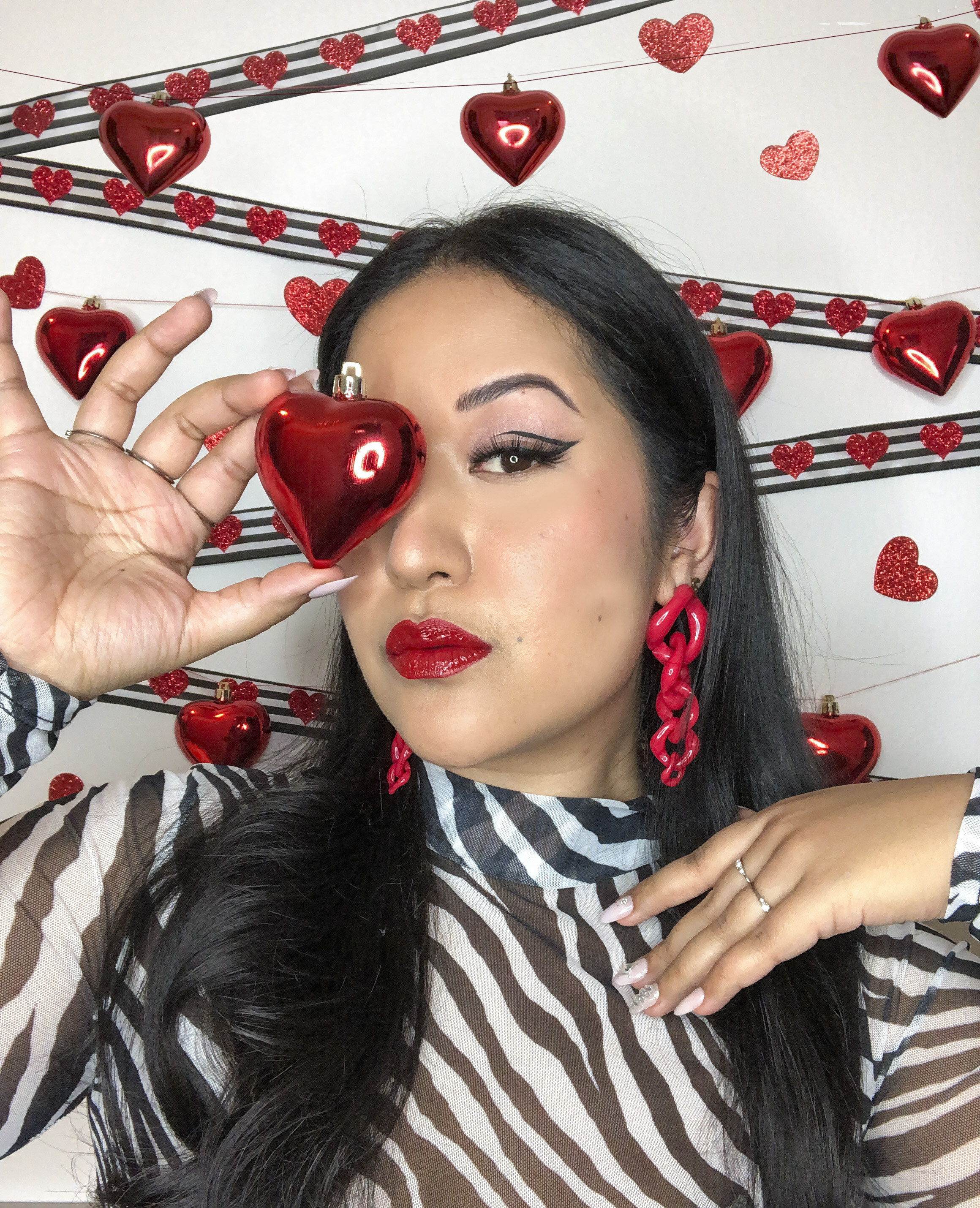 Valentine's Day Makeup - Double Wing Eyeliner