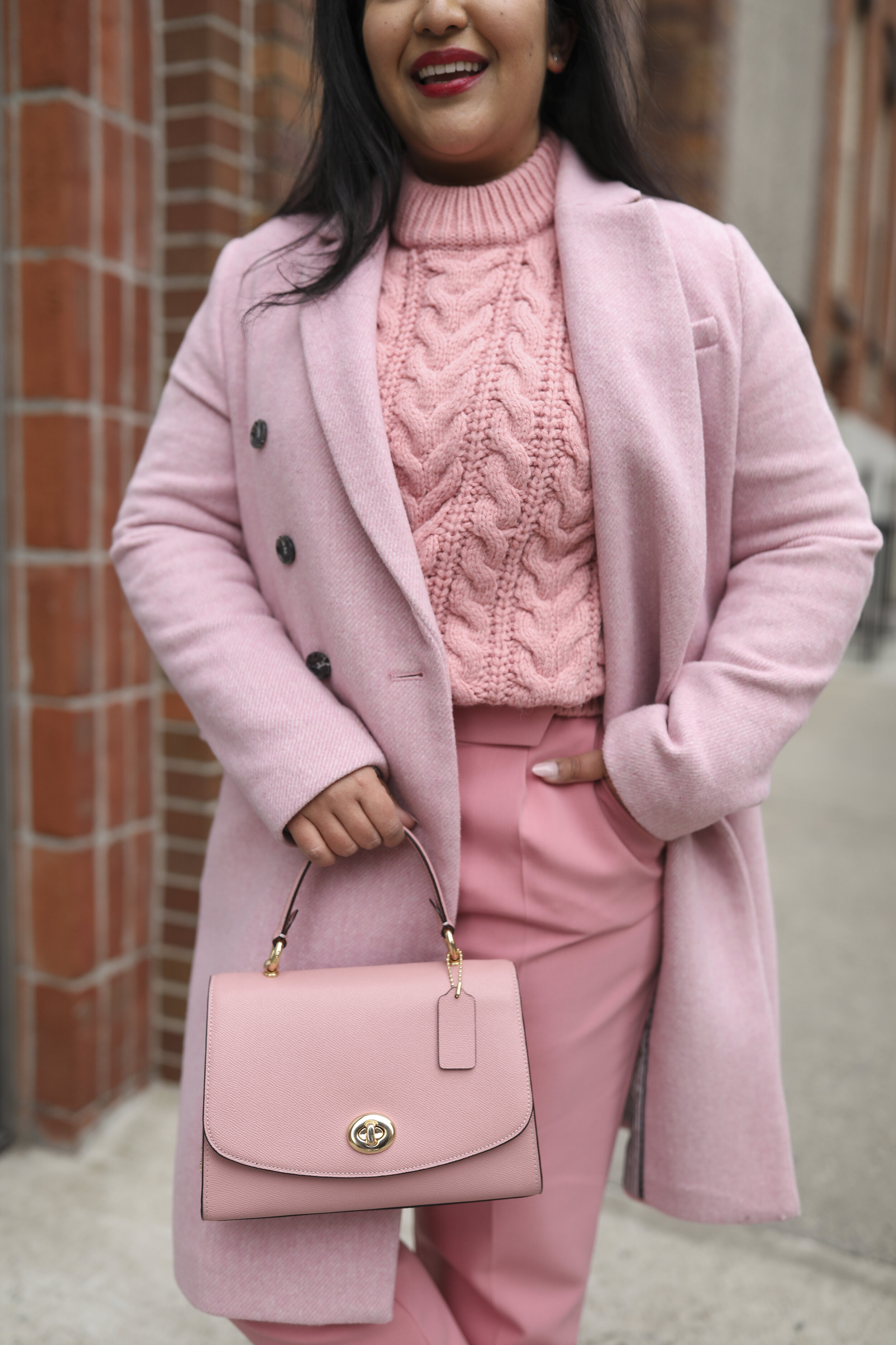 how to pull off a monochromatic outfit
