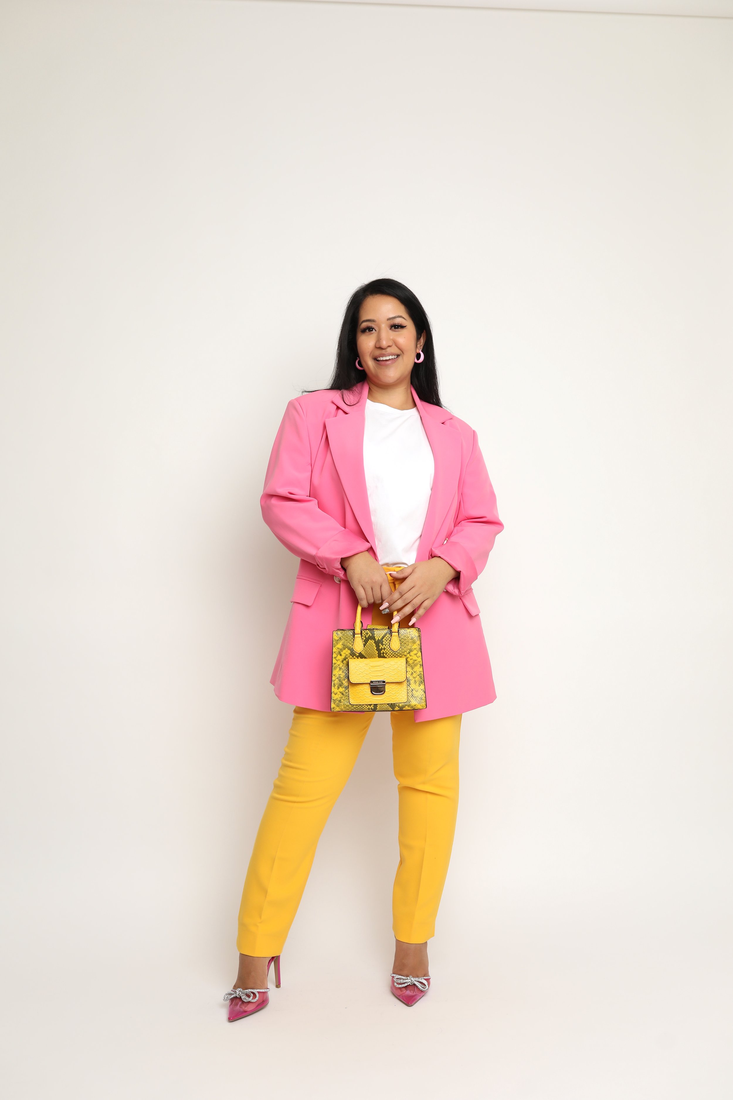 Yellow and pink Color block outfits: How to wear the colorful dopamine dressing trend