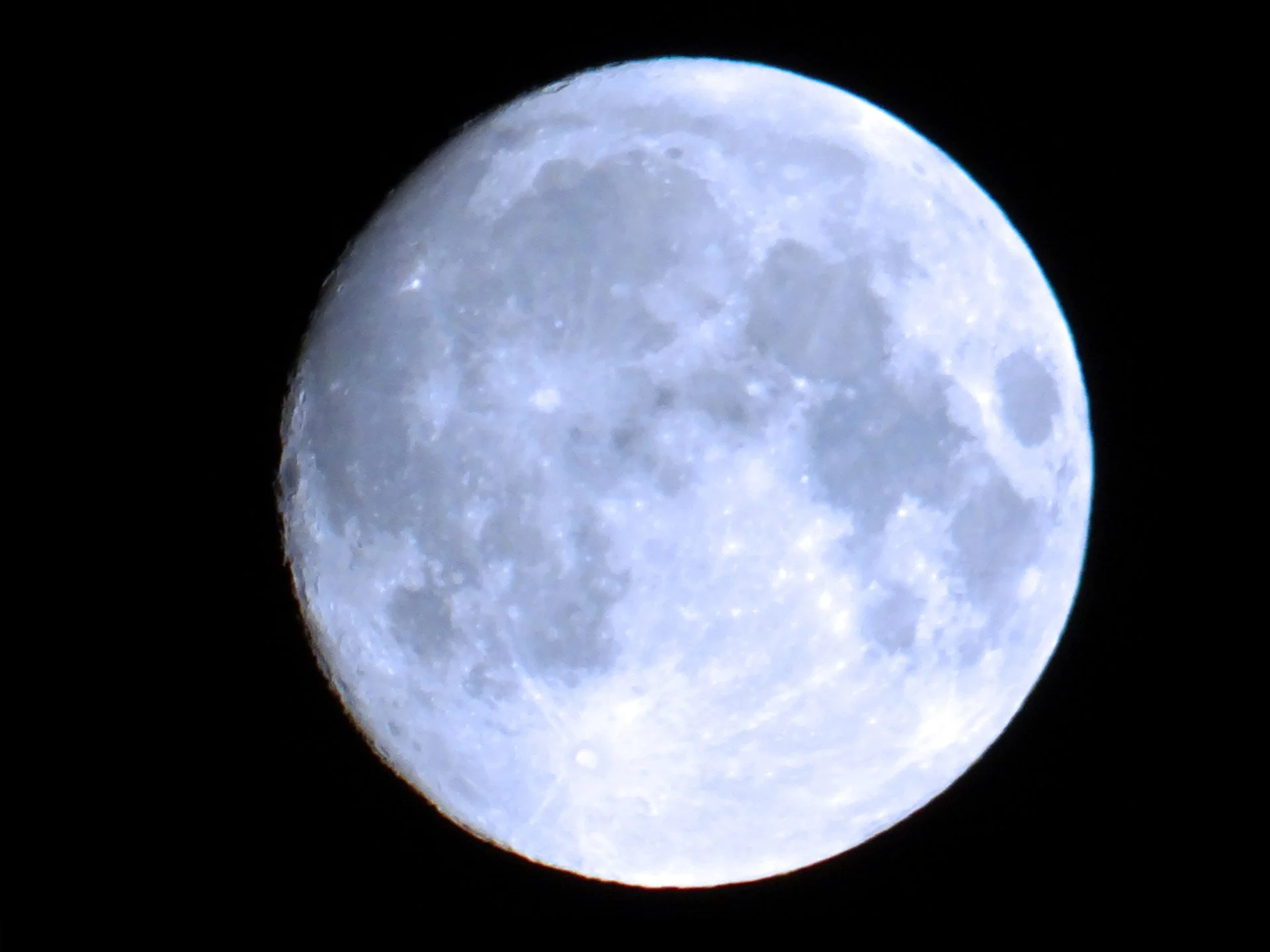 full-moon-2.jpg