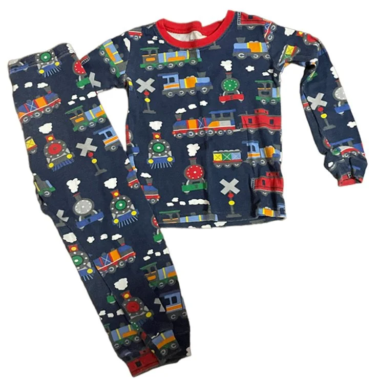 Online resale and consignment swank seconds clothes store offering